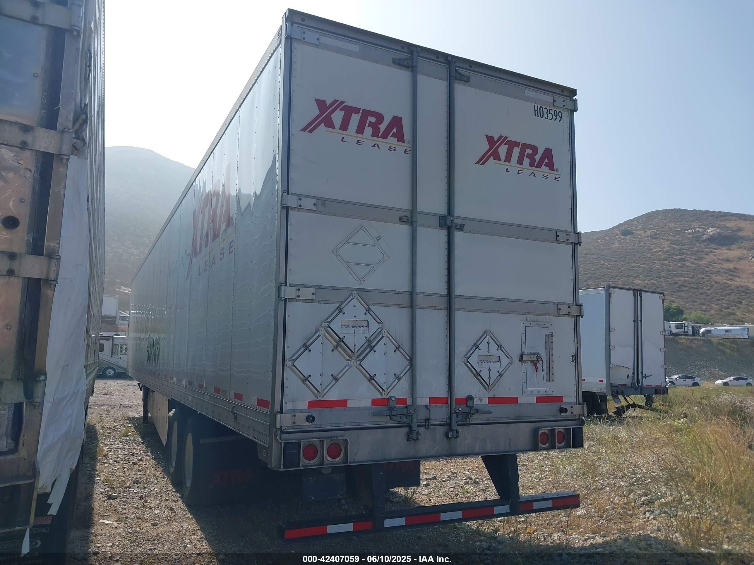 UTILITY TRAILER image 3
