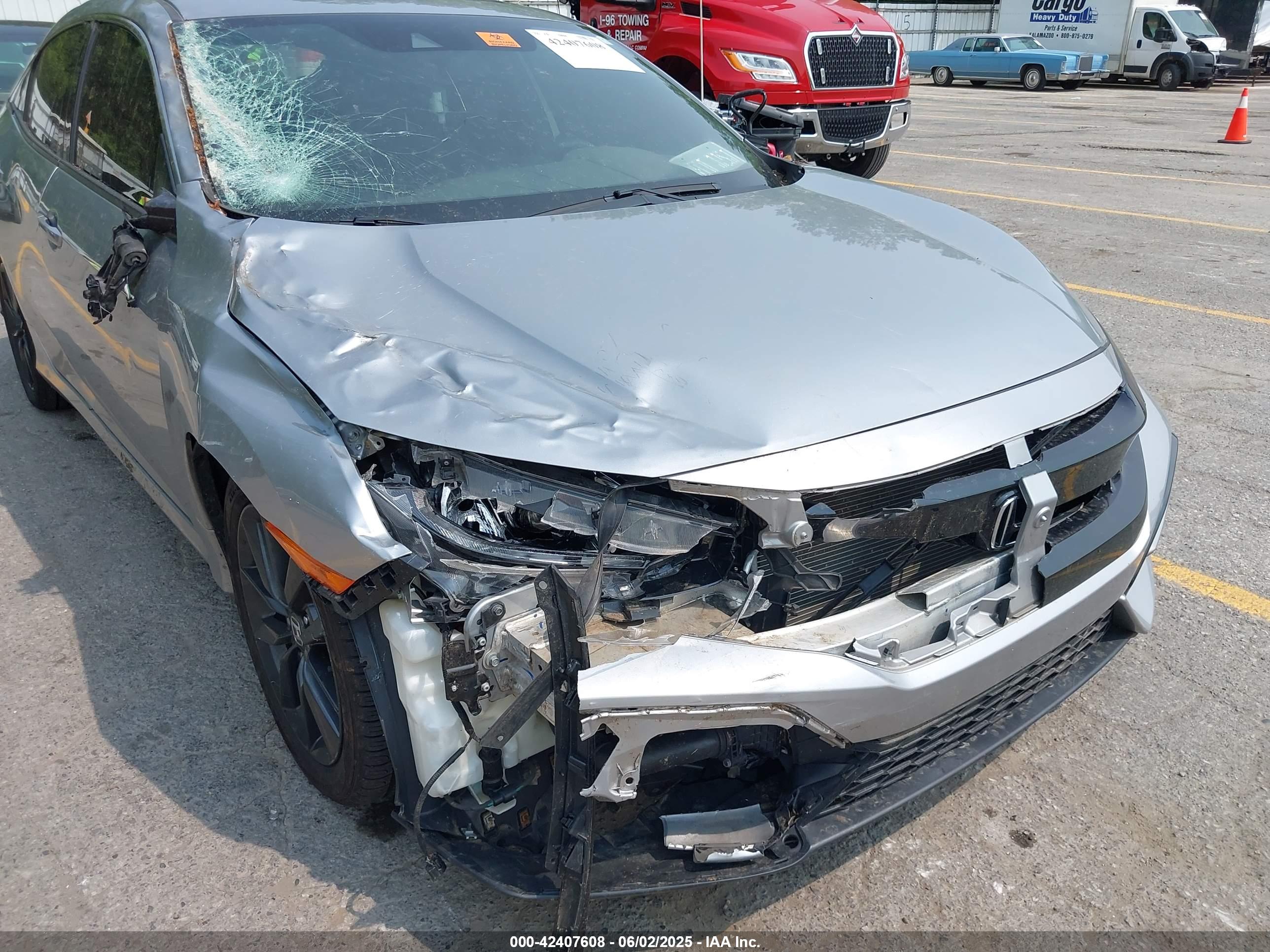 HONDA CIVIC image 6