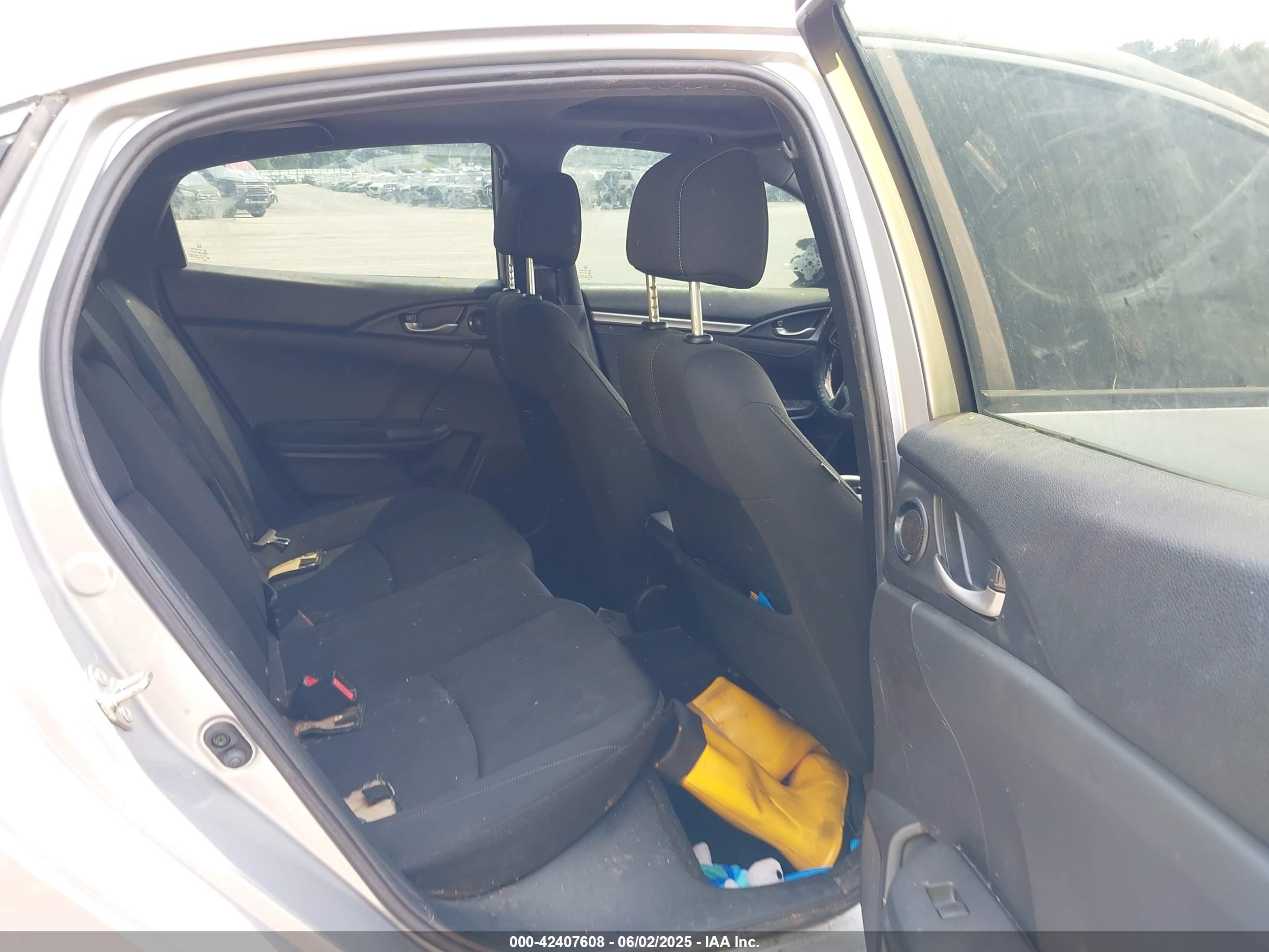 HONDA CIVIC image 8