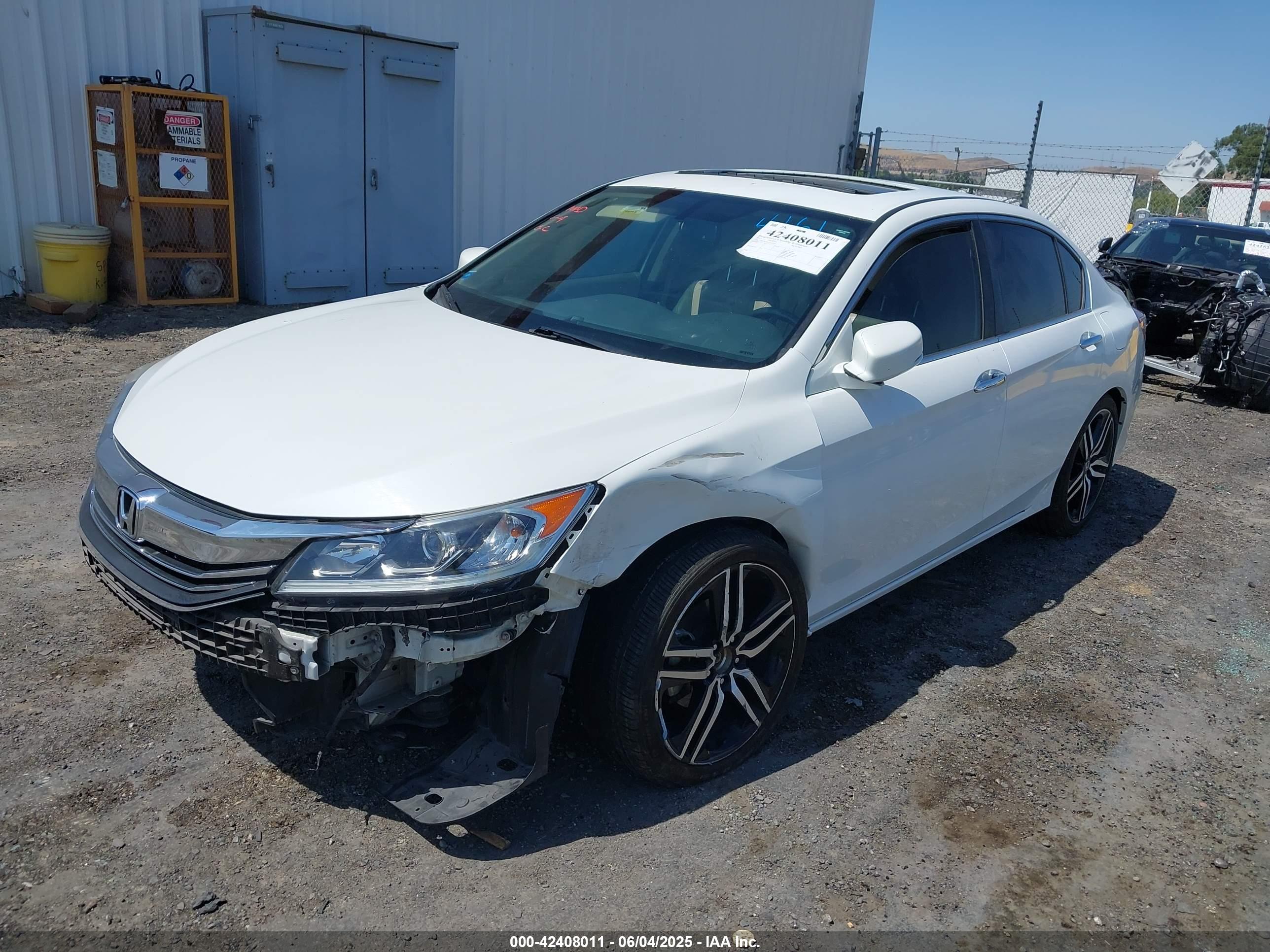HONDA ACCORD image 2