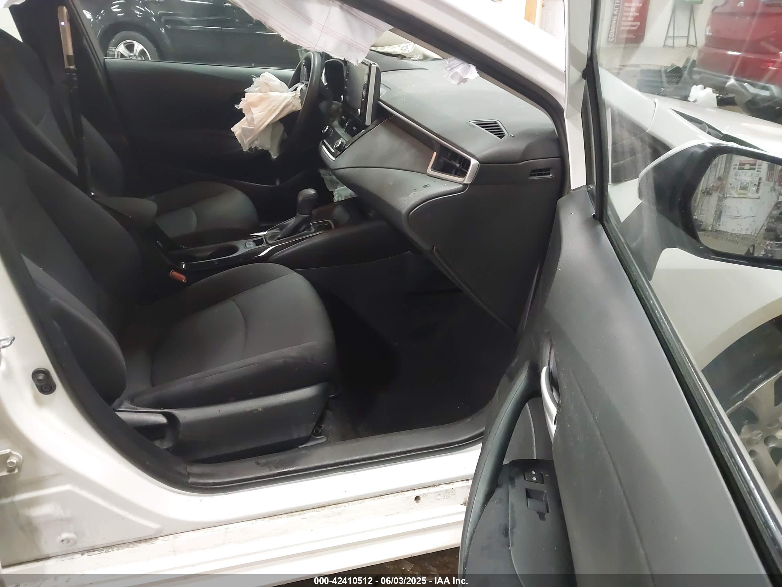 TOYOTA COROLLA image 5