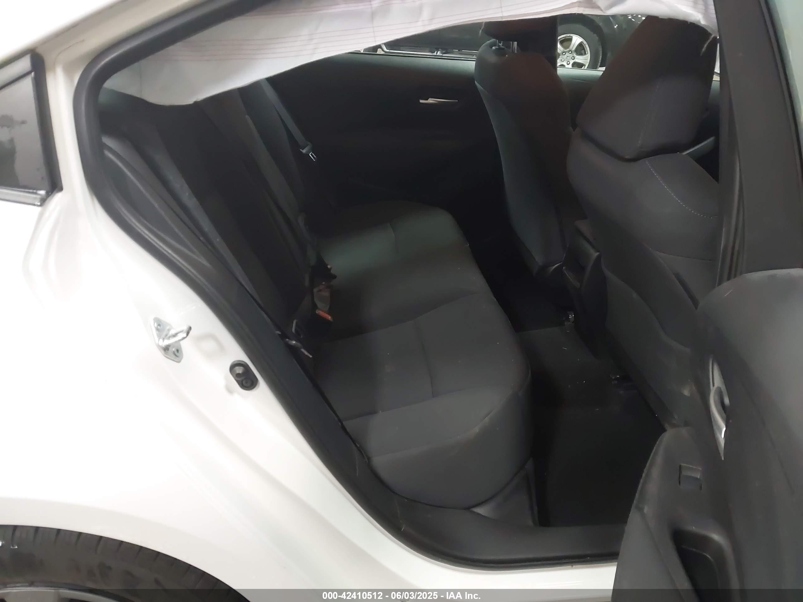 TOYOTA COROLLA image 8
