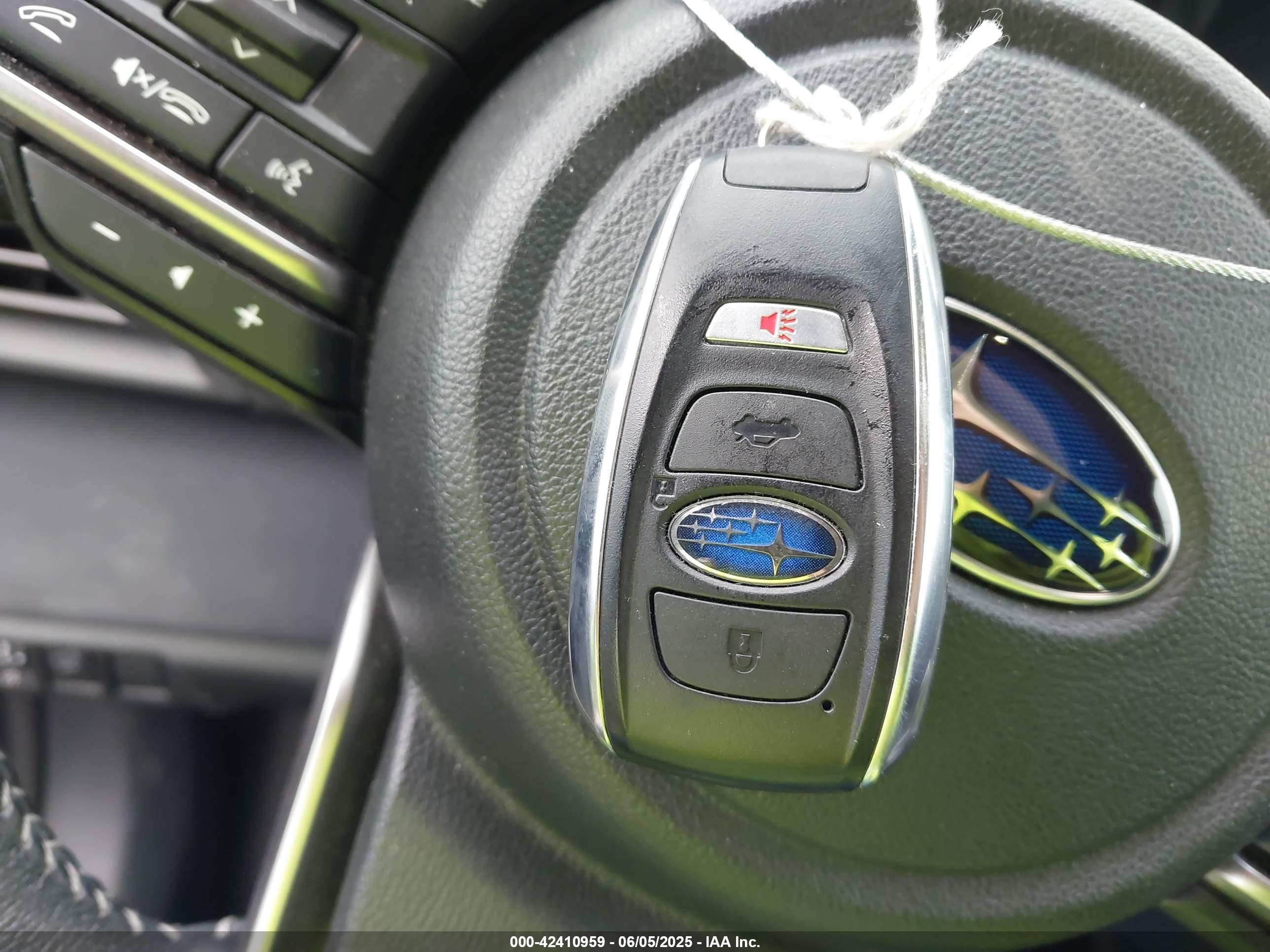 SUBARU OUTBACK image 11