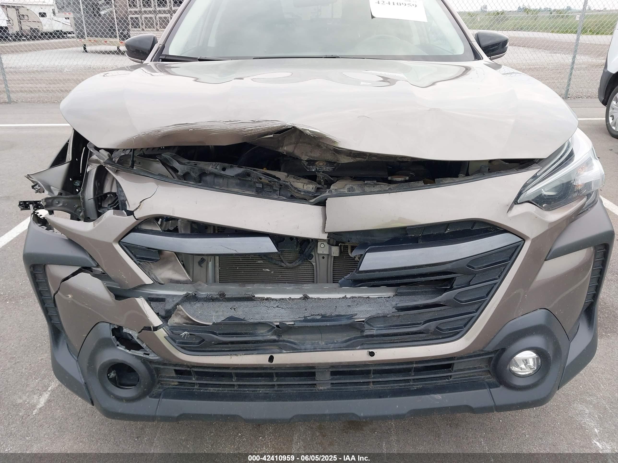 SUBARU OUTBACK image 6