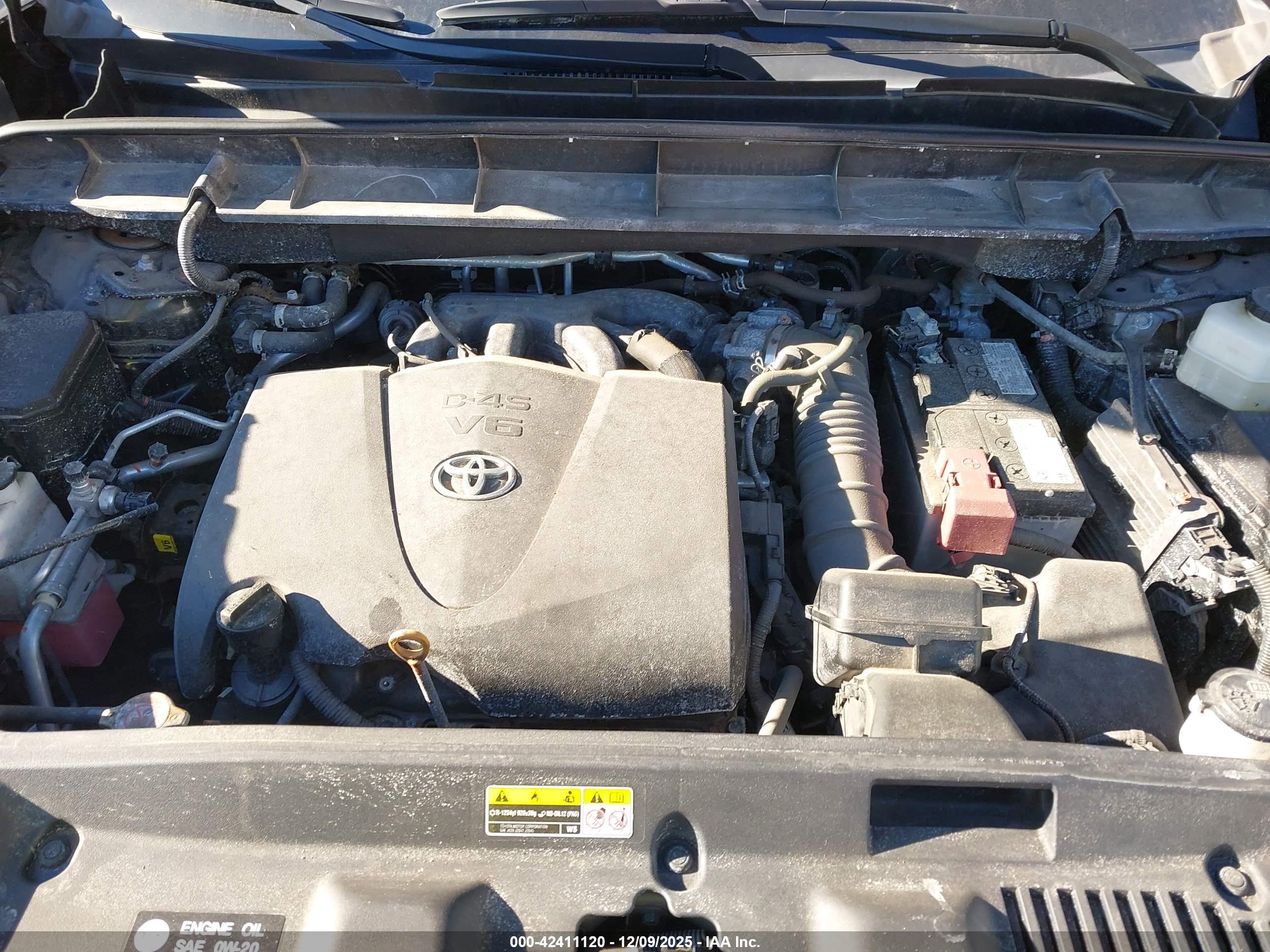 TOYOTA HIGHLANDER image 10