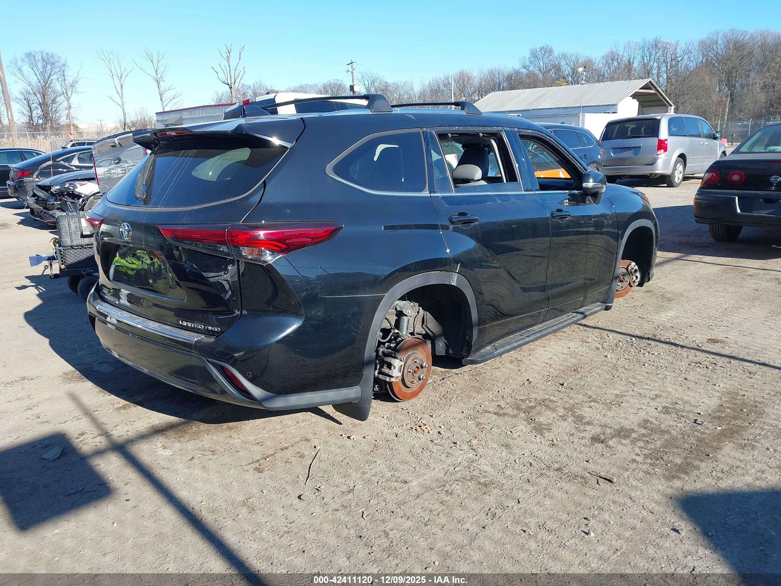 TOYOTA HIGHLANDER image 4