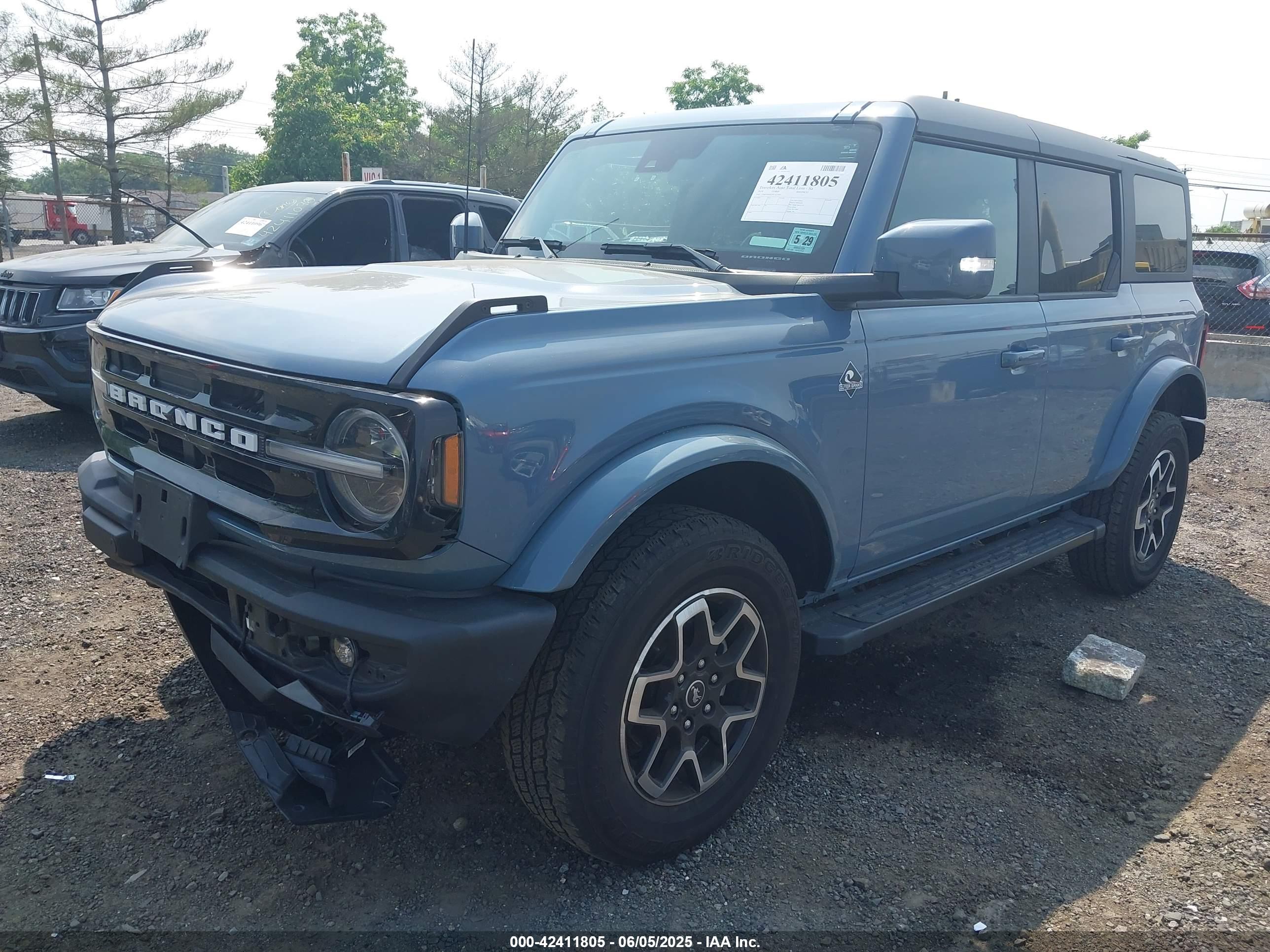 FORD BRONCO image 2