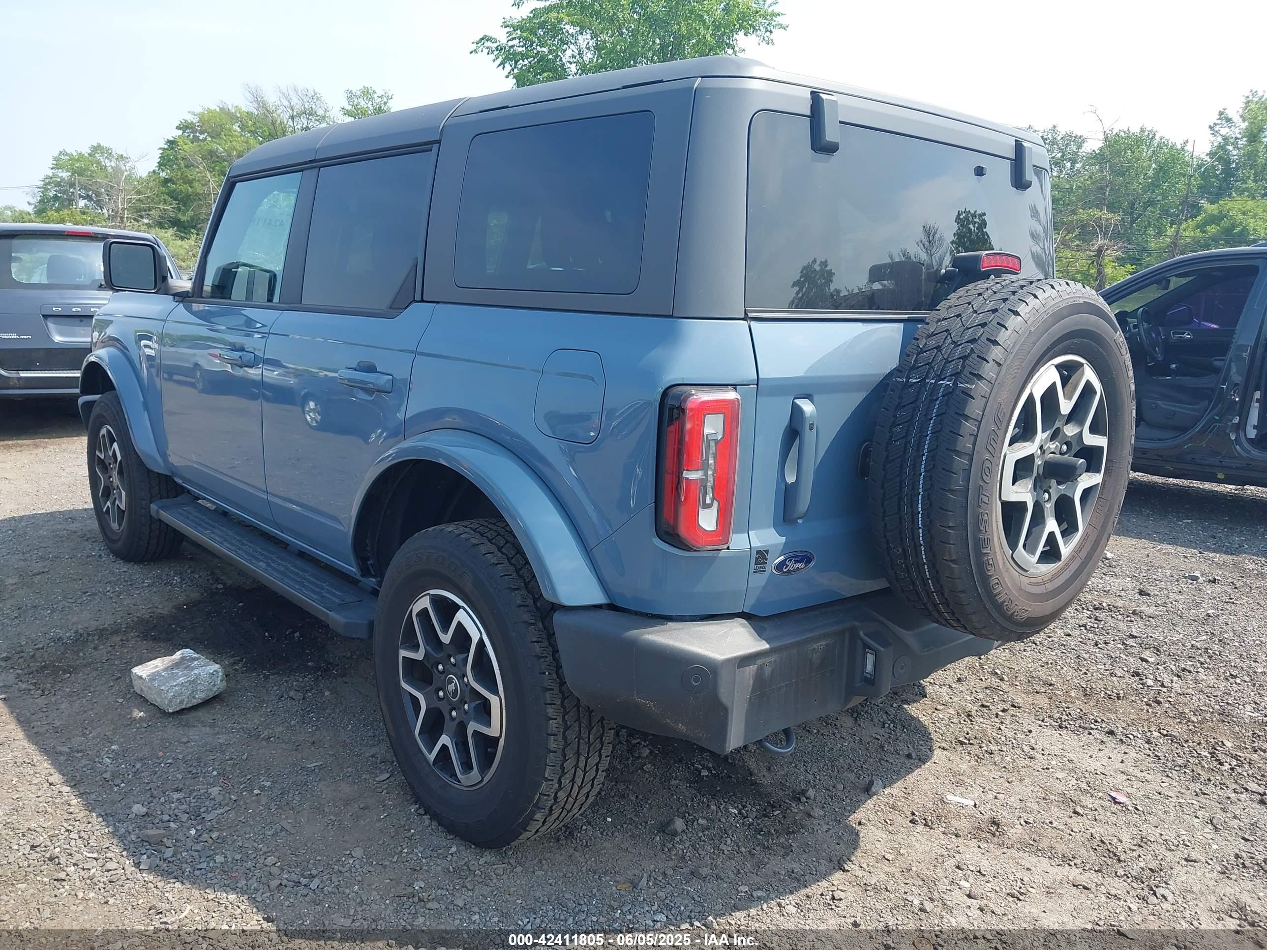 FORD BRONCO image 3