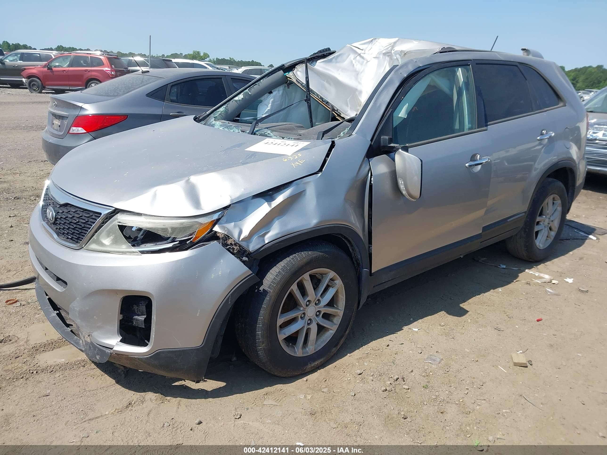 KIA SORENTO image 2