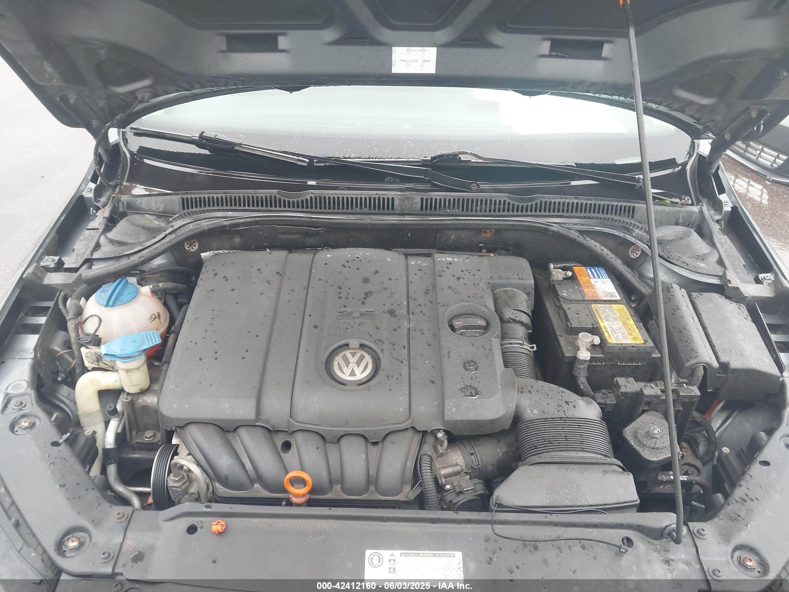 VOLKSWAGEN JETTA image 10