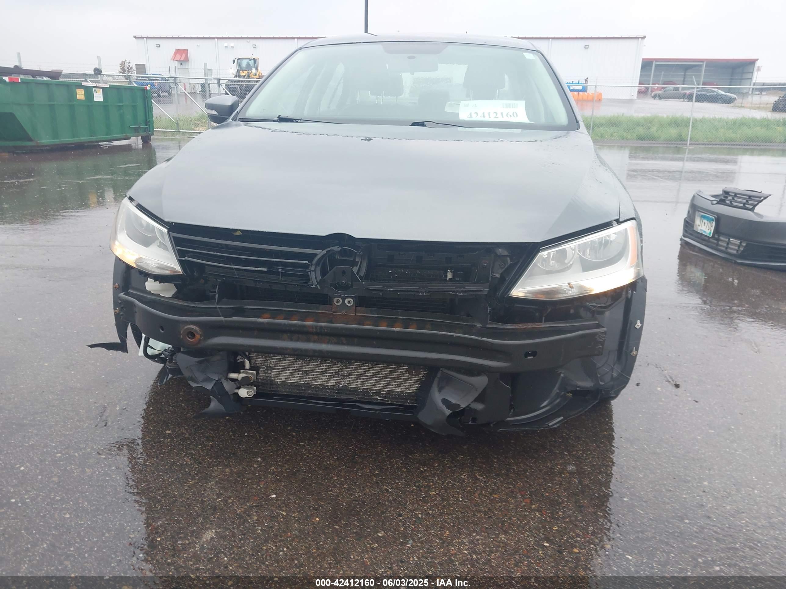 VOLKSWAGEN JETTA image 6