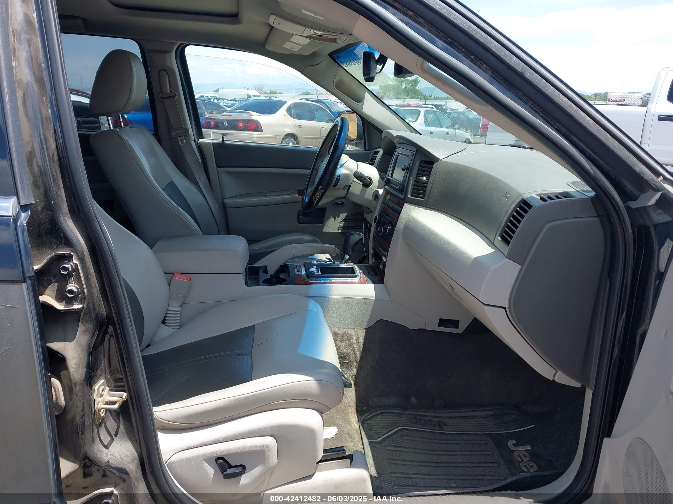 JEEP GRAND image 5