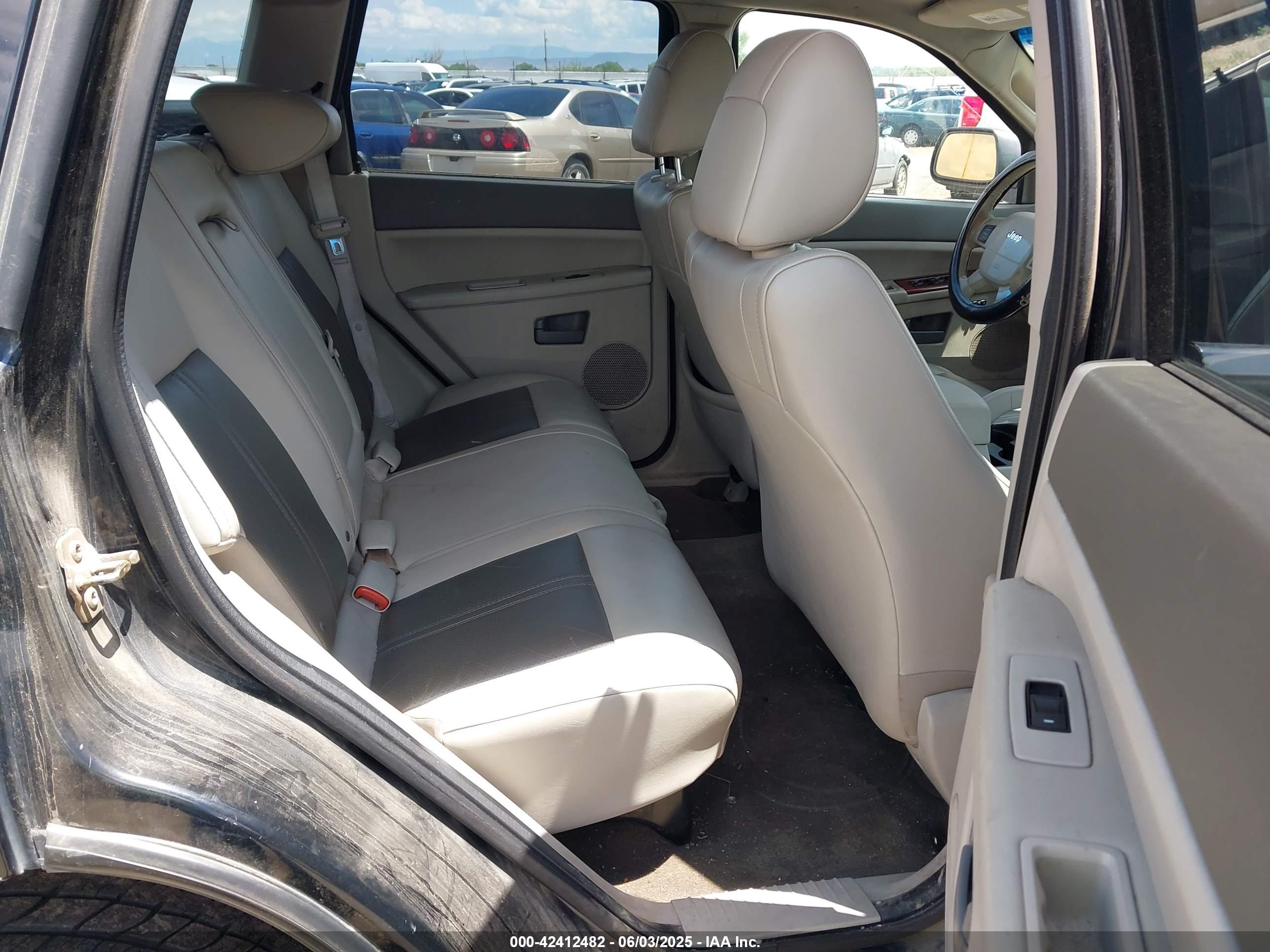 JEEP GRAND image 8