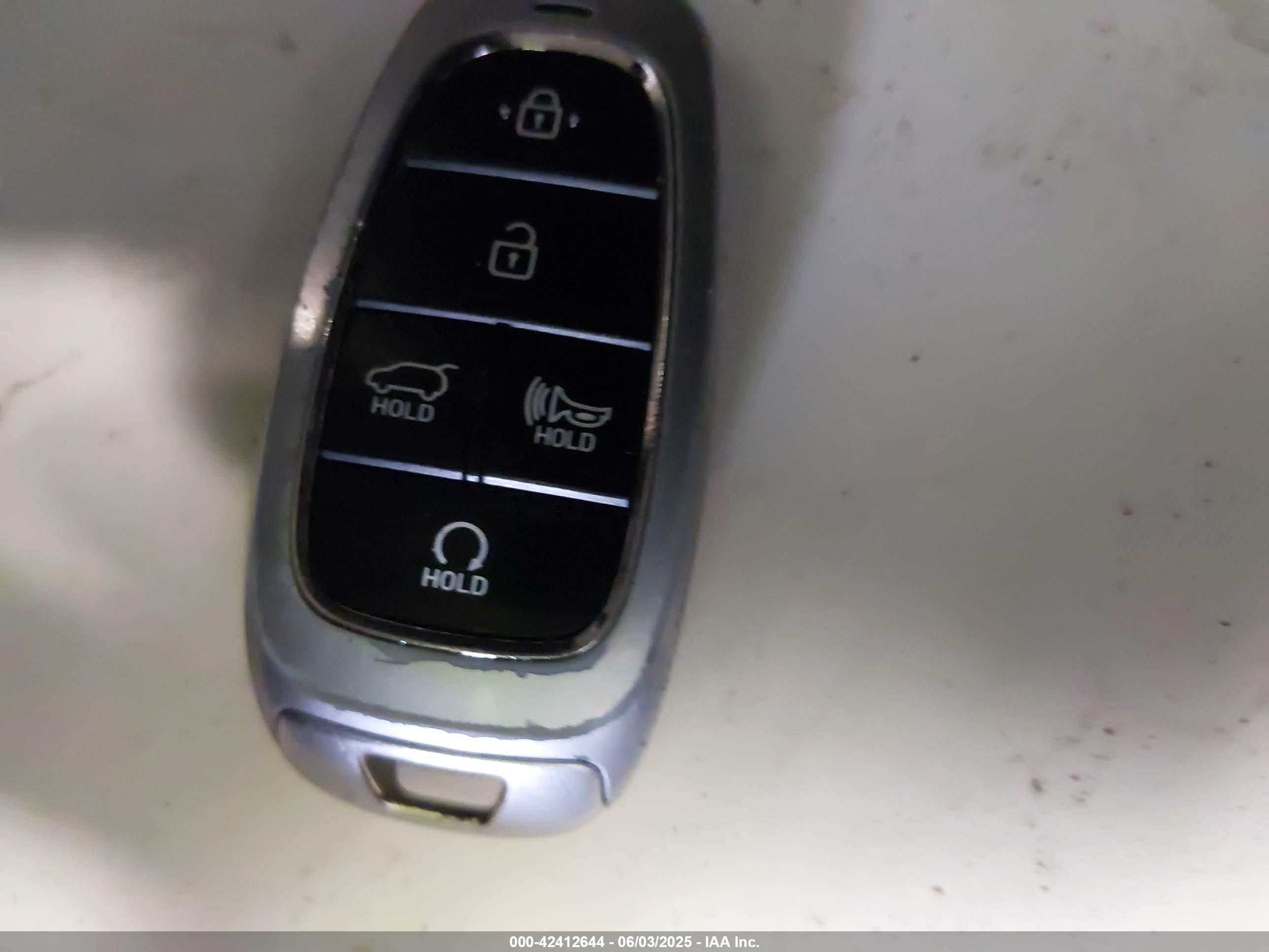 HYUNDAI TUCSON image 11