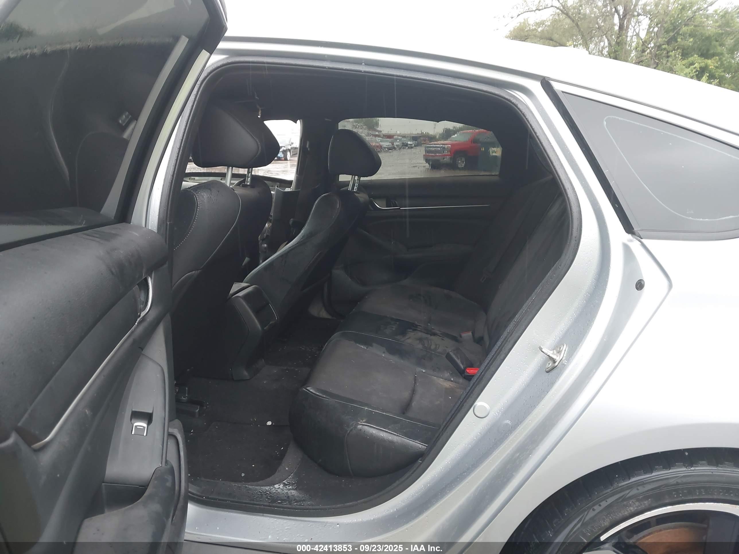 HONDA ACCORD image 8