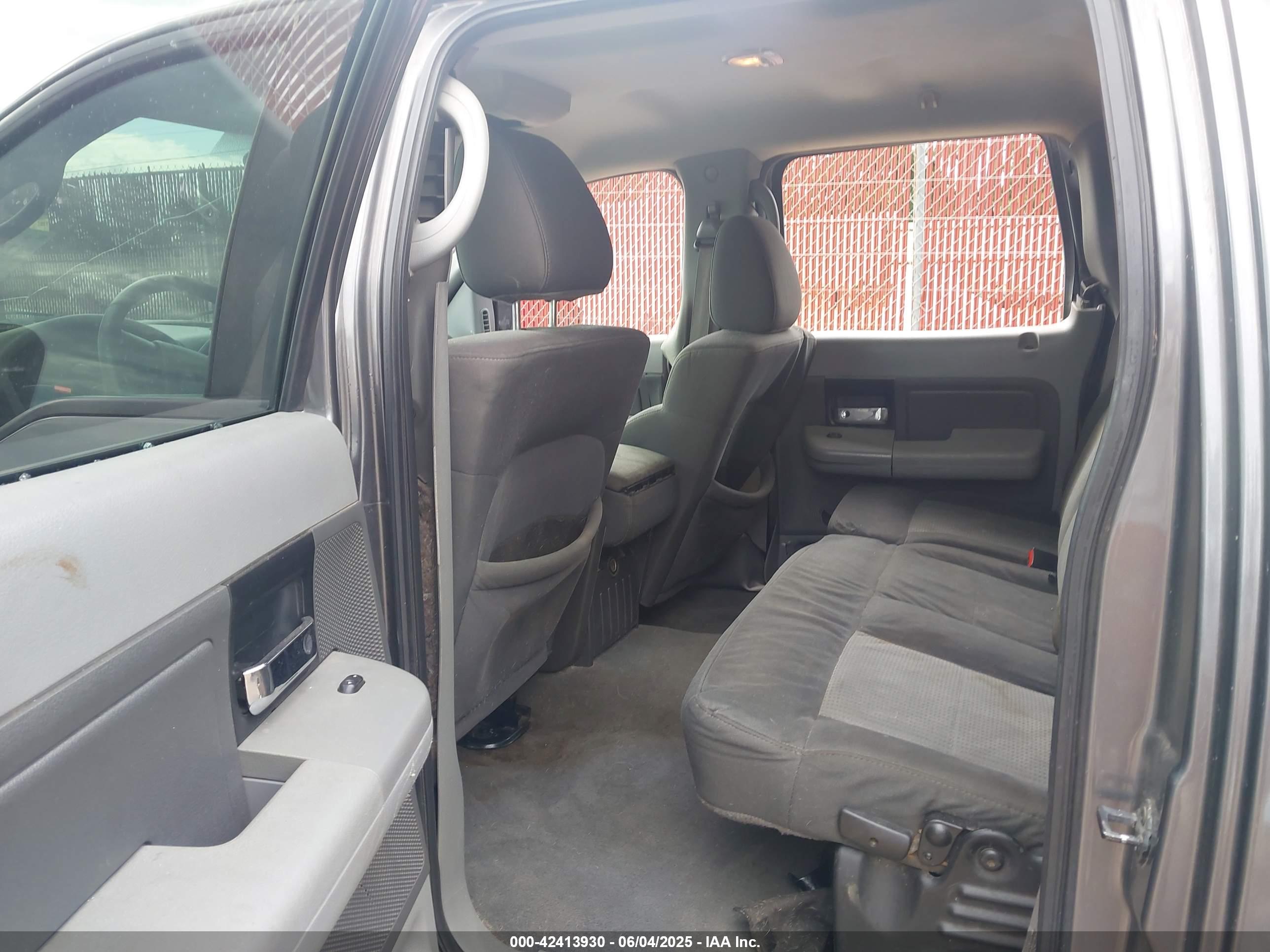 FORD F-150 image 8