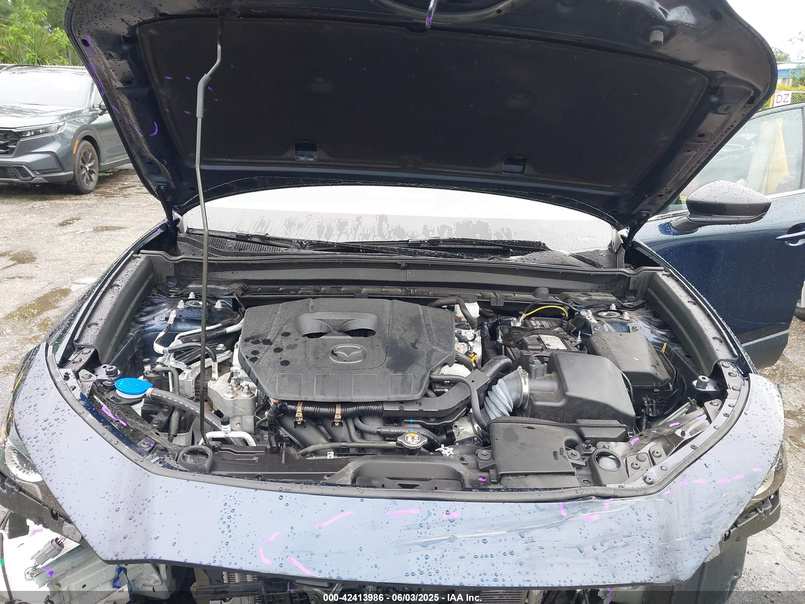 MAZDA CX-30 image 10