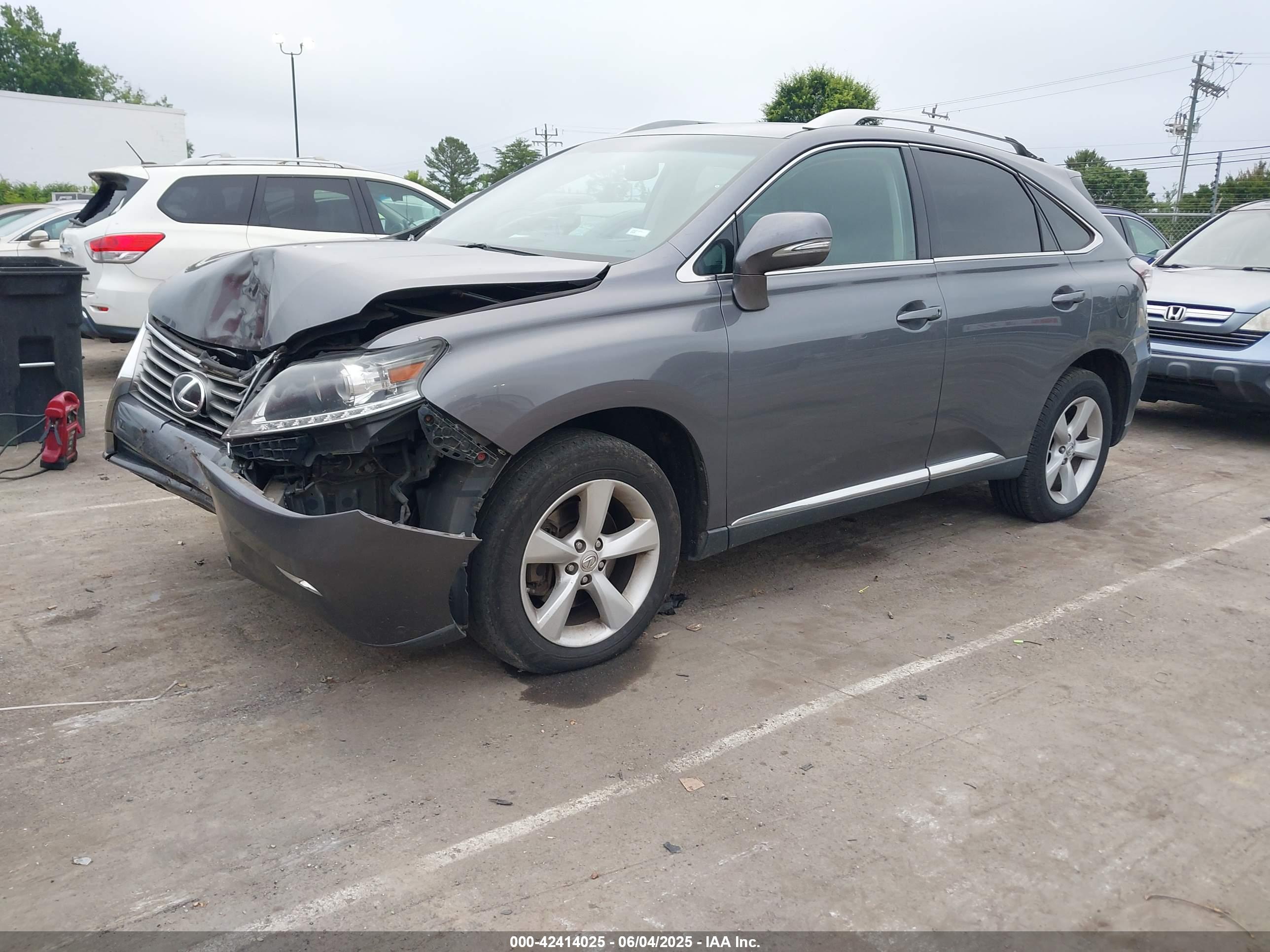 LEXUS RX image 2