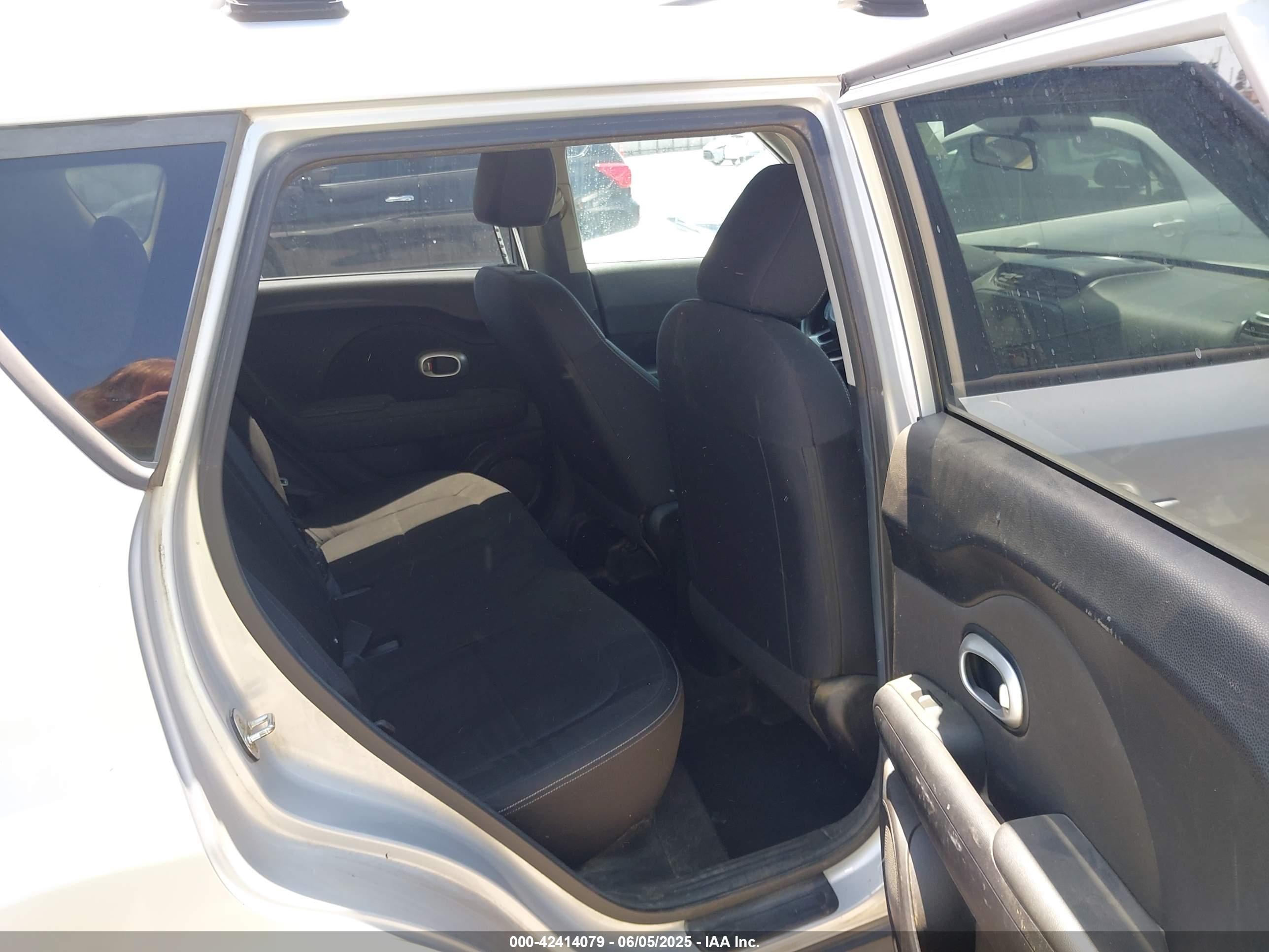 KIA SOUL image 8