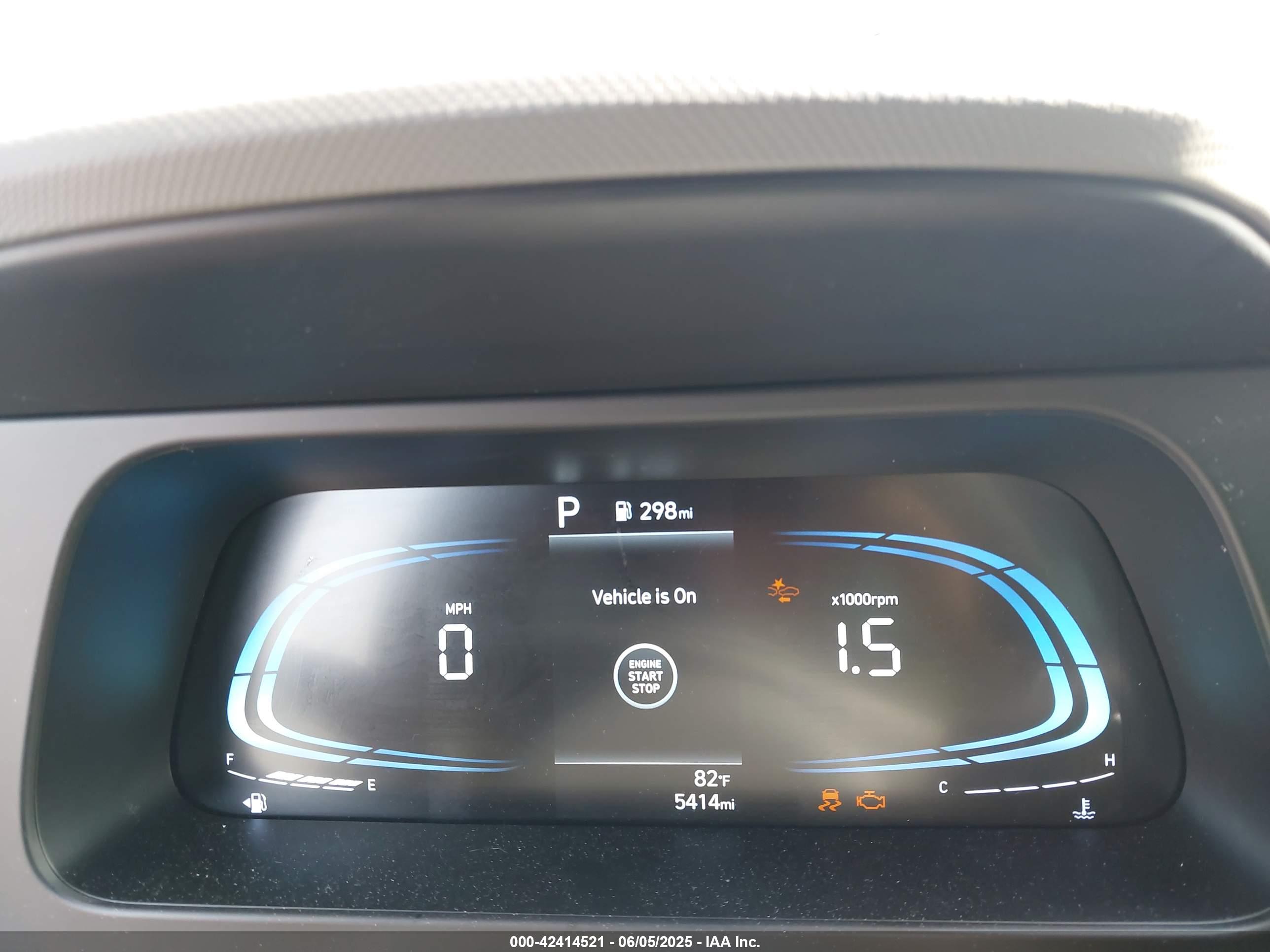 HYUNDAI ELANTRA image 7
