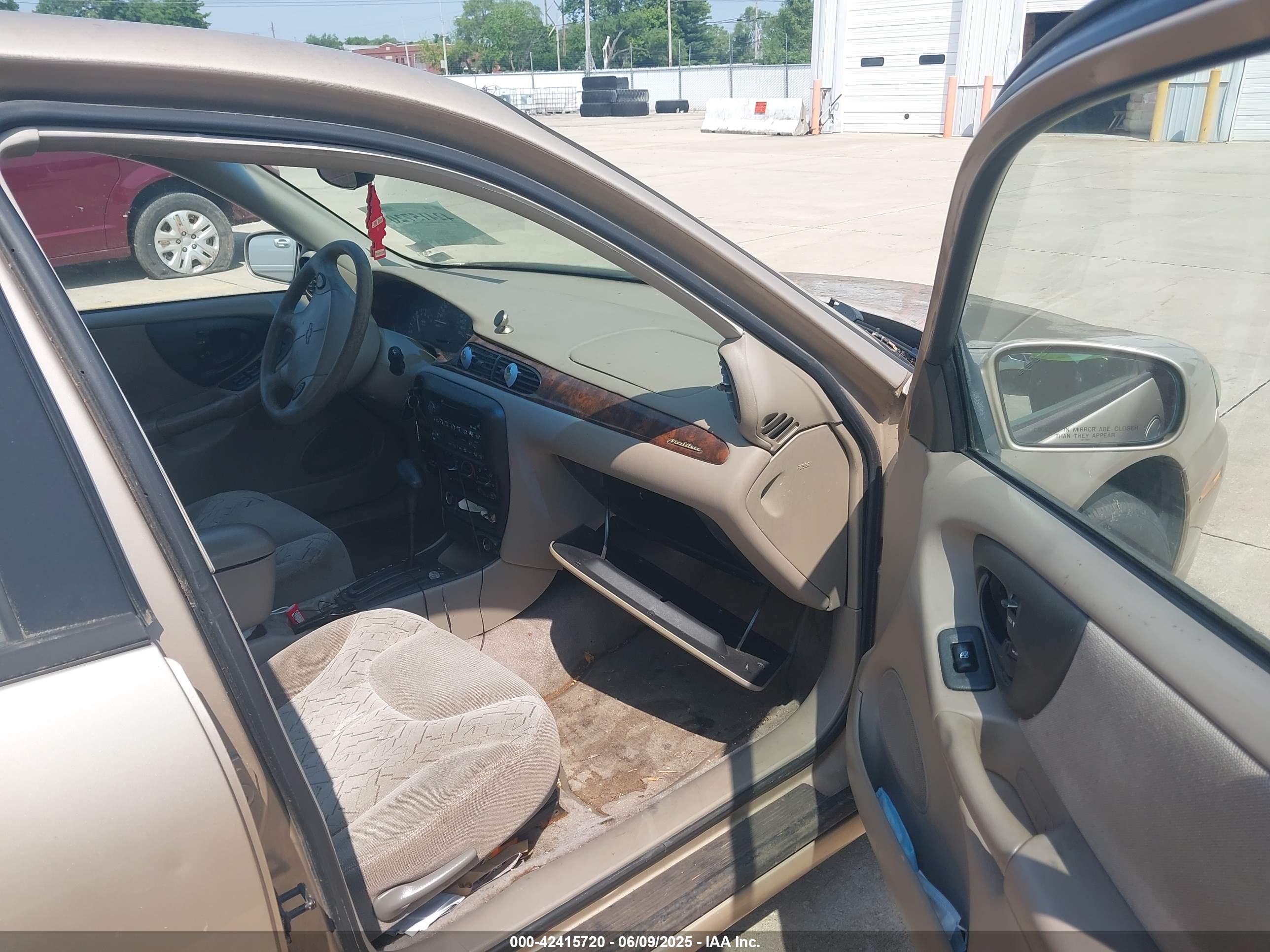CHEVROLET MALIBU image 5