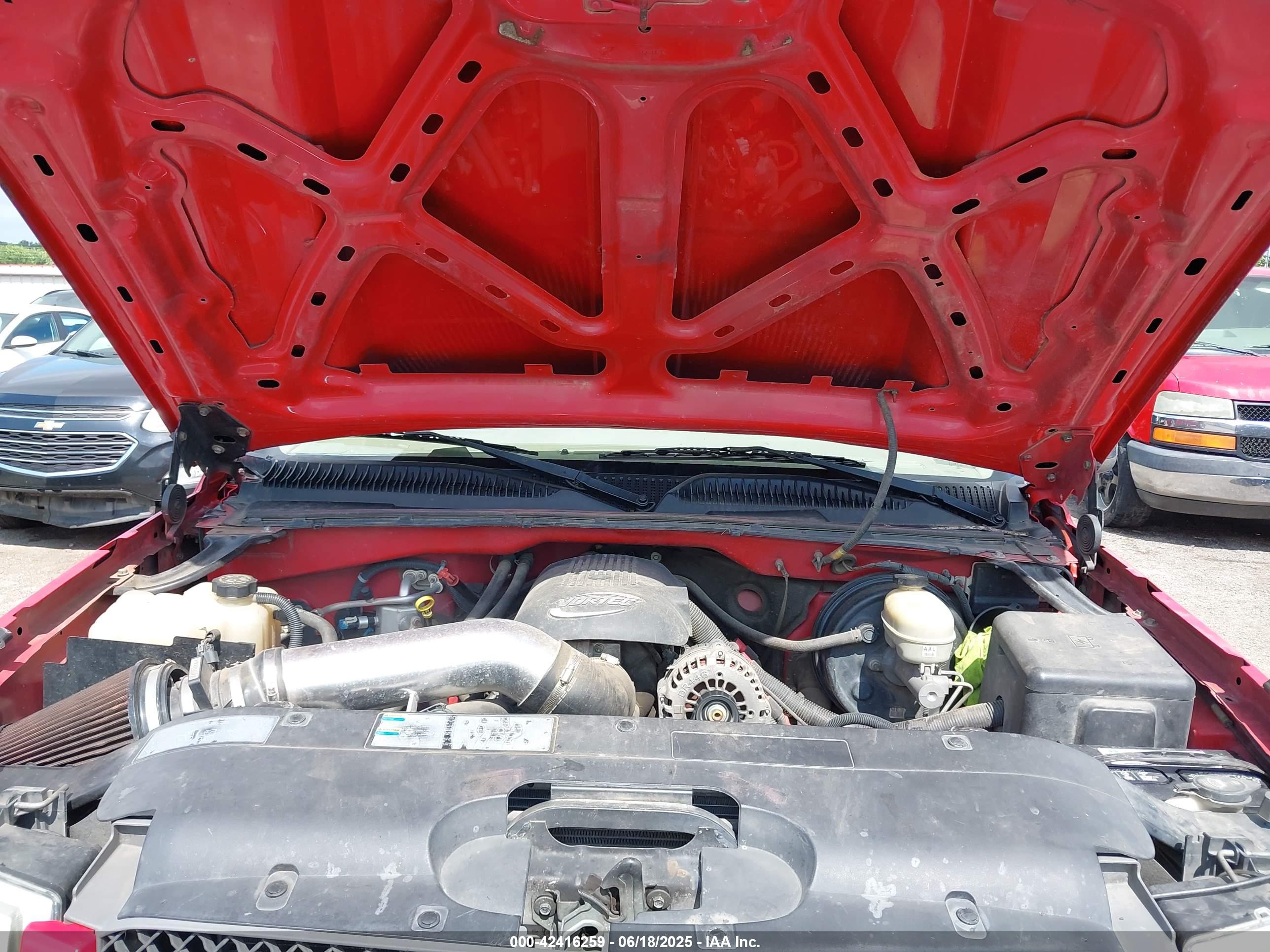 CHEVROLET SILVERADO image 10