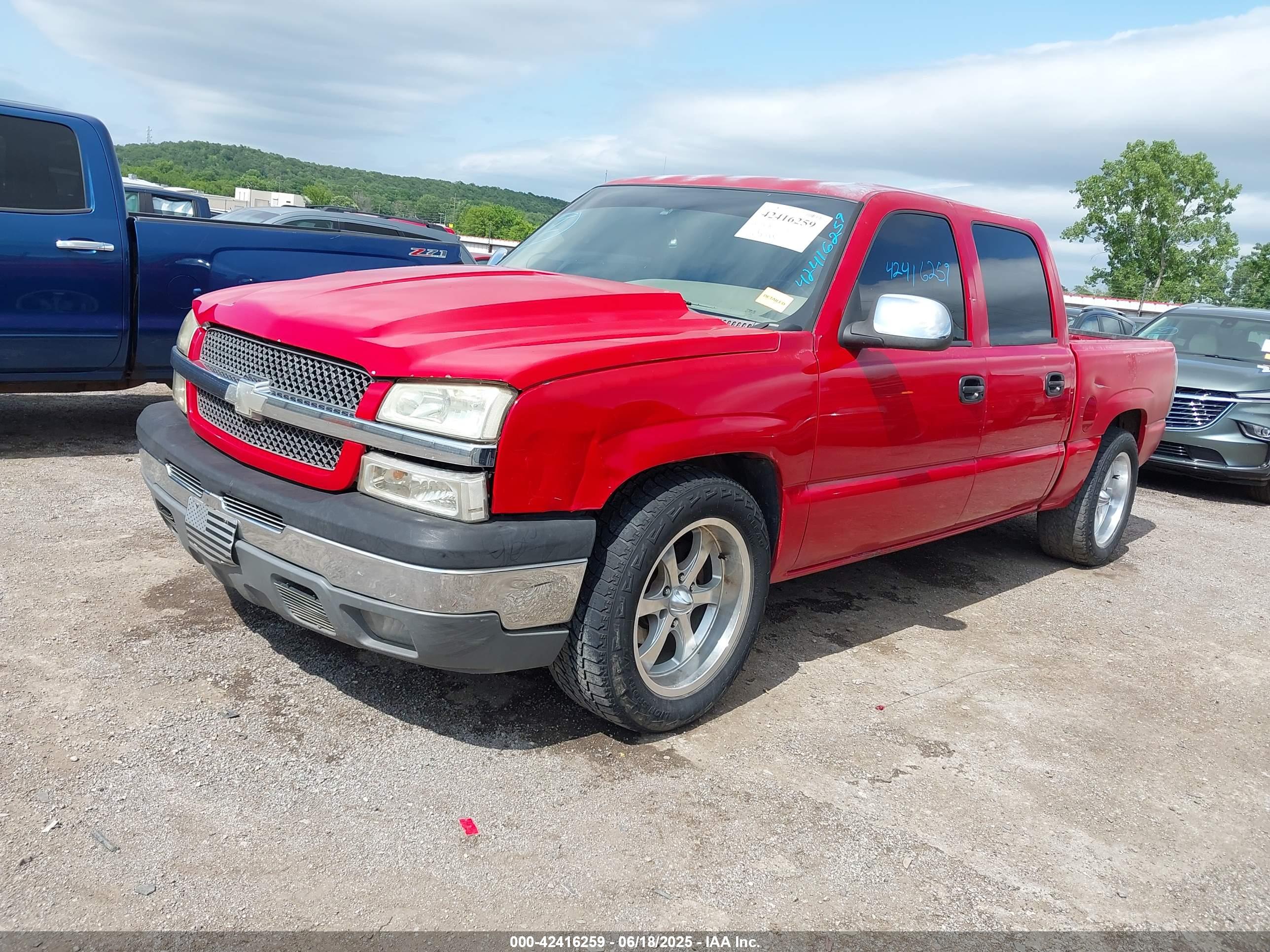 CHEVROLET SILVERADO image 2