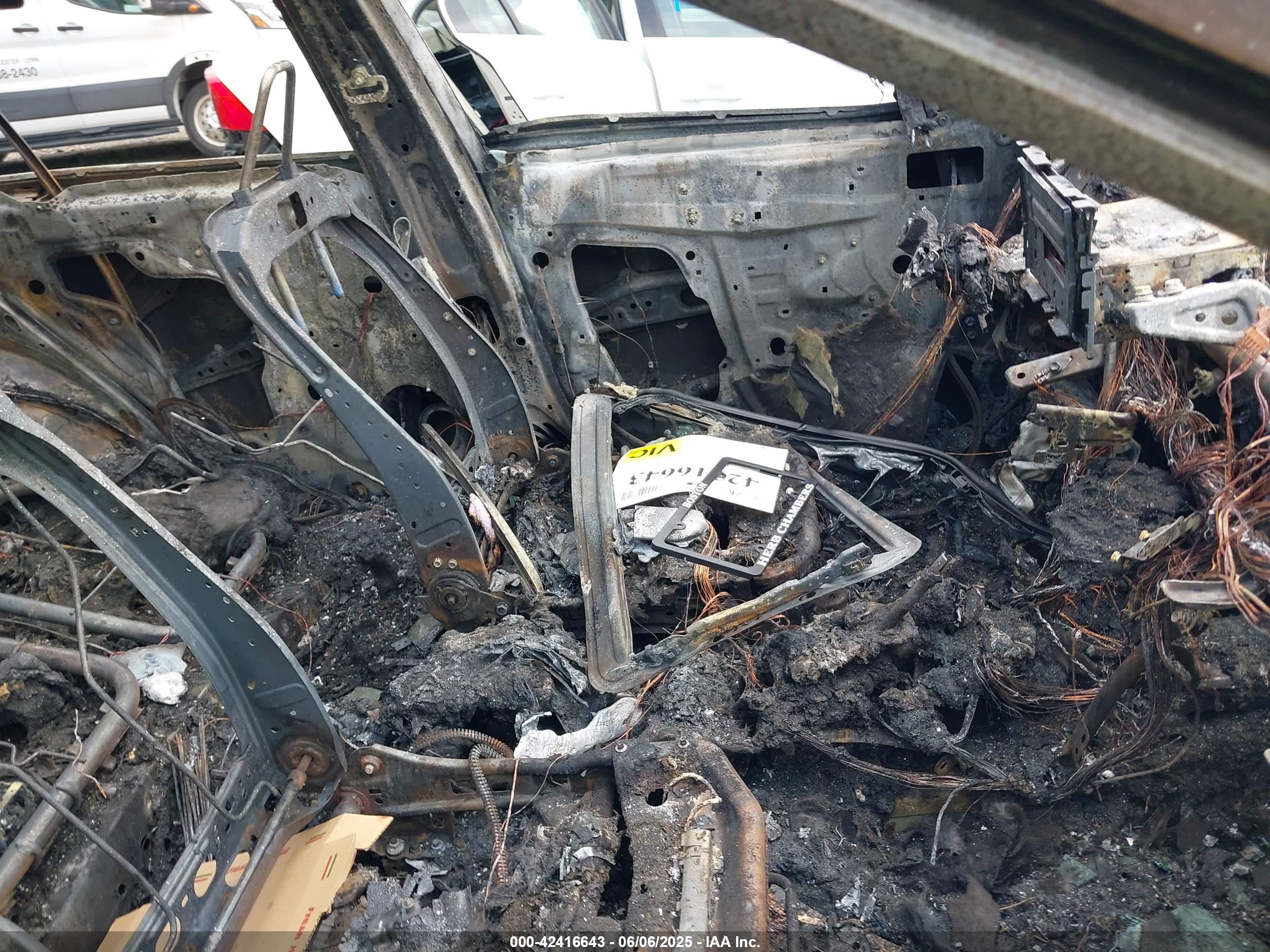 TOYOTA RAV4 image 5