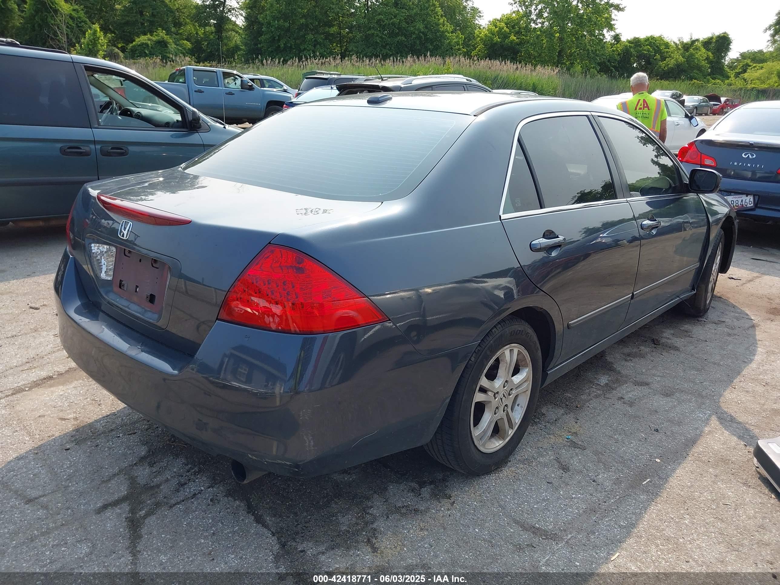 HONDA ACCORD image 4