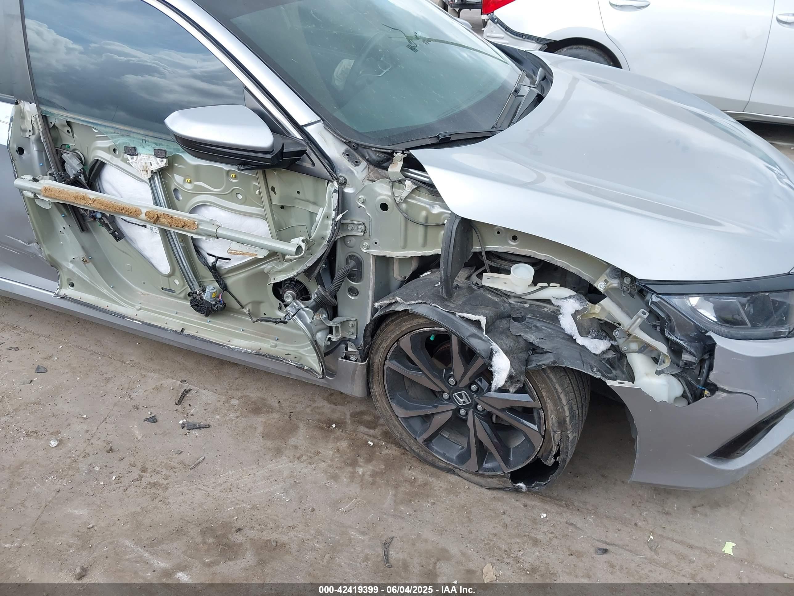 HONDA CIVIC image 6