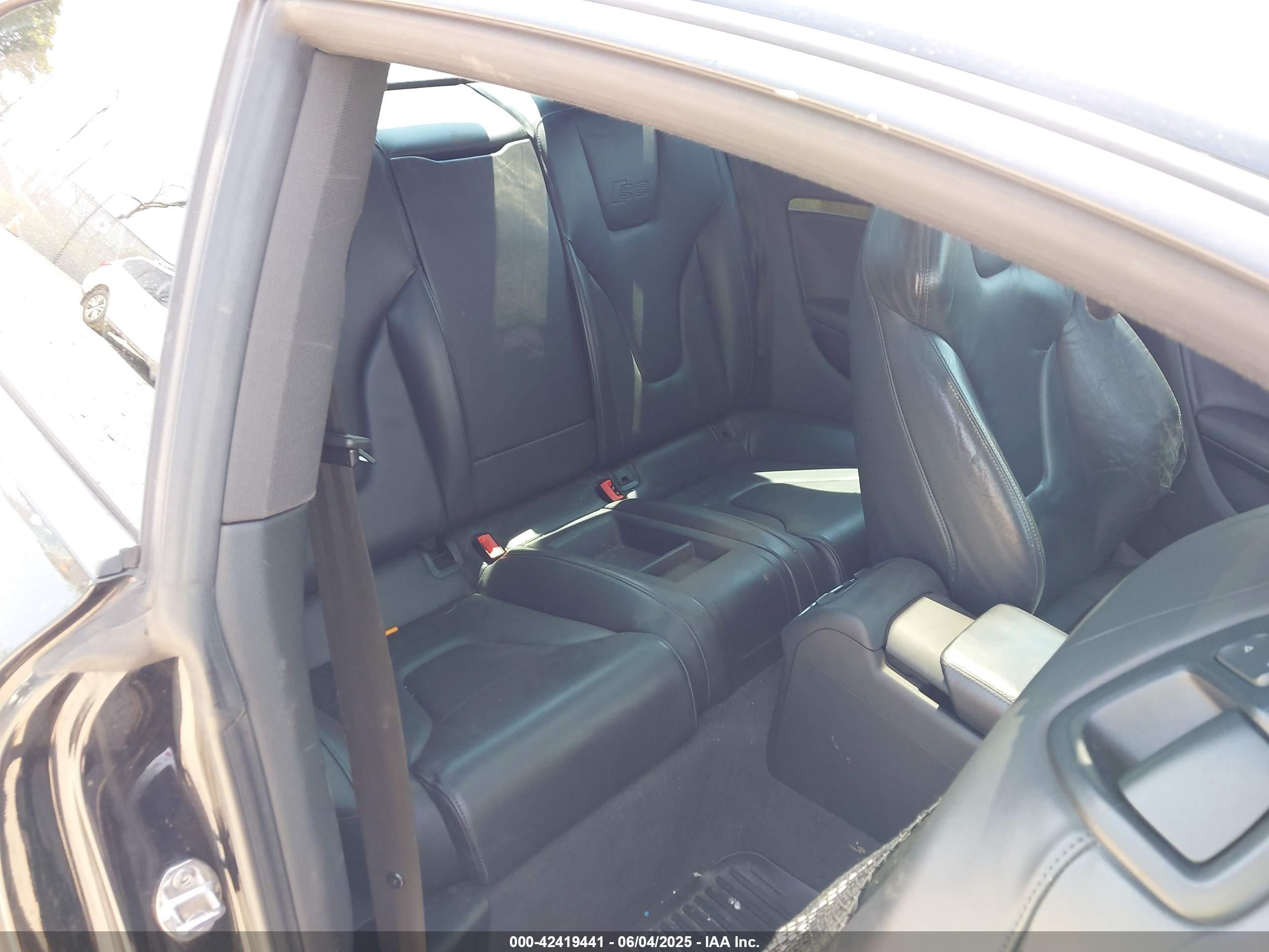 AUDI S5 image 8