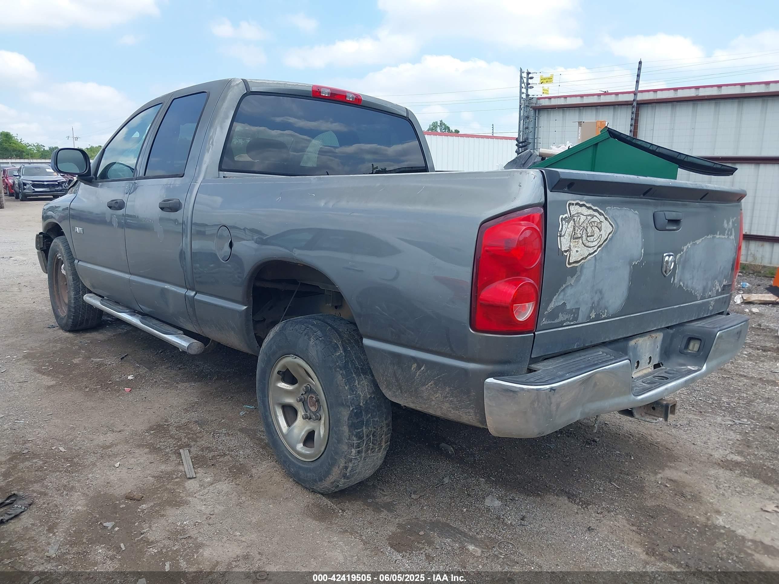 DODGE RAM image 3