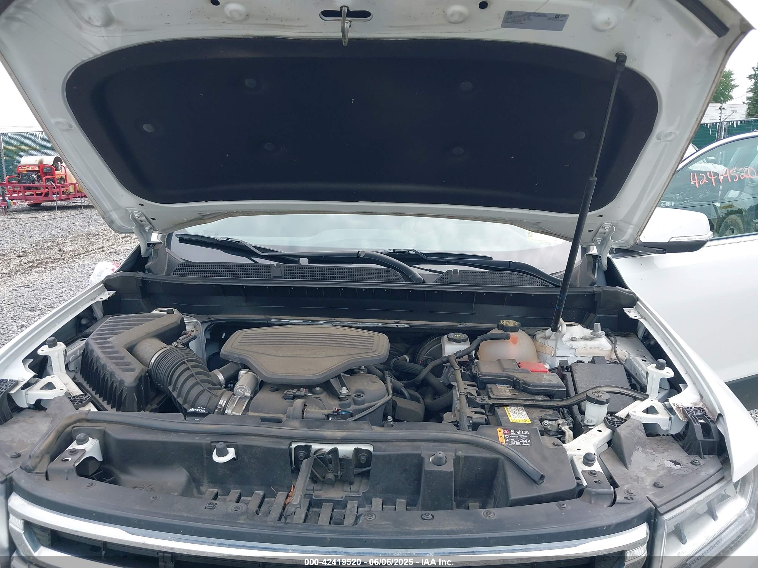 GMC ACADIA image 10