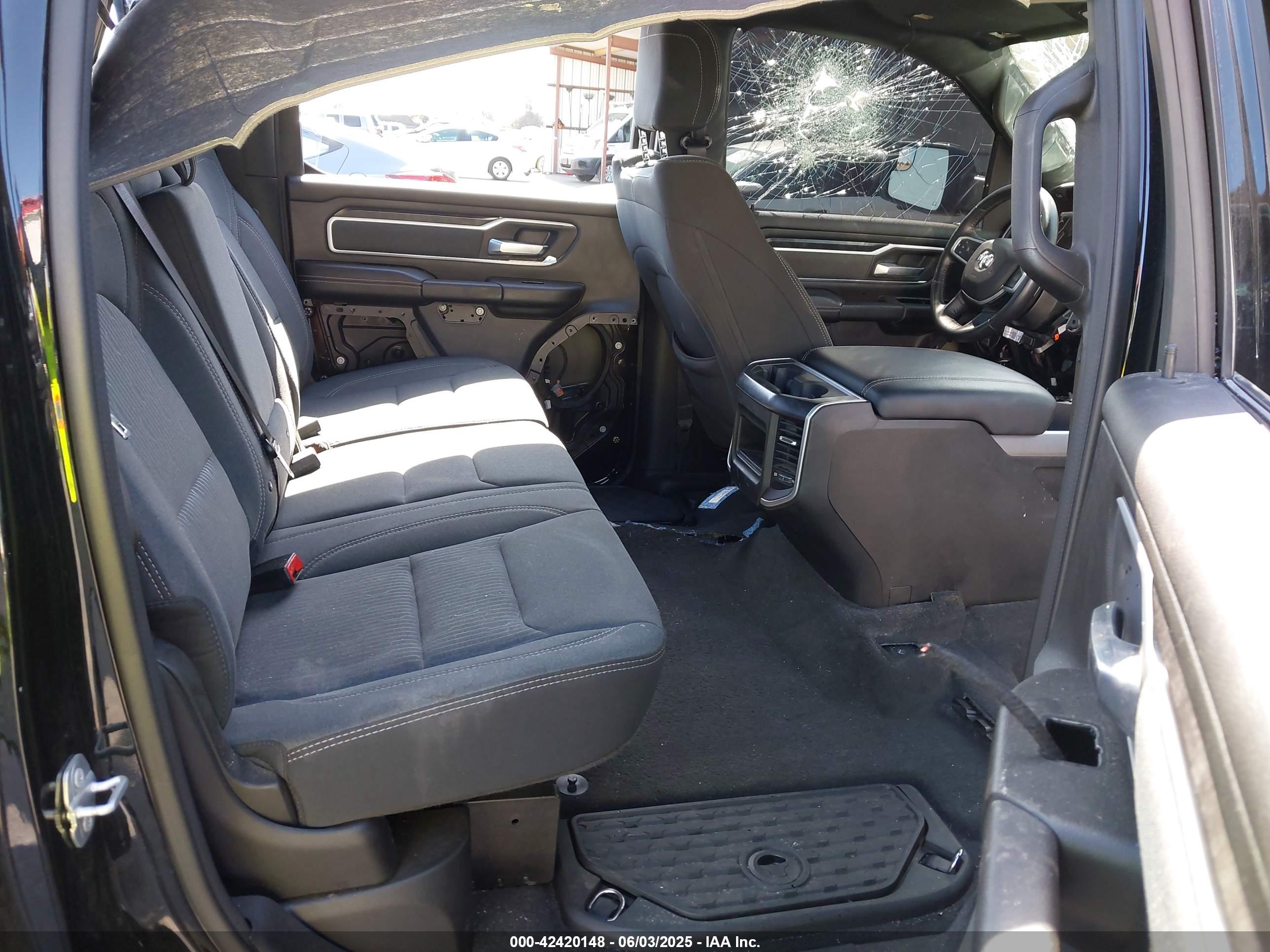 RAM 1500 image 8