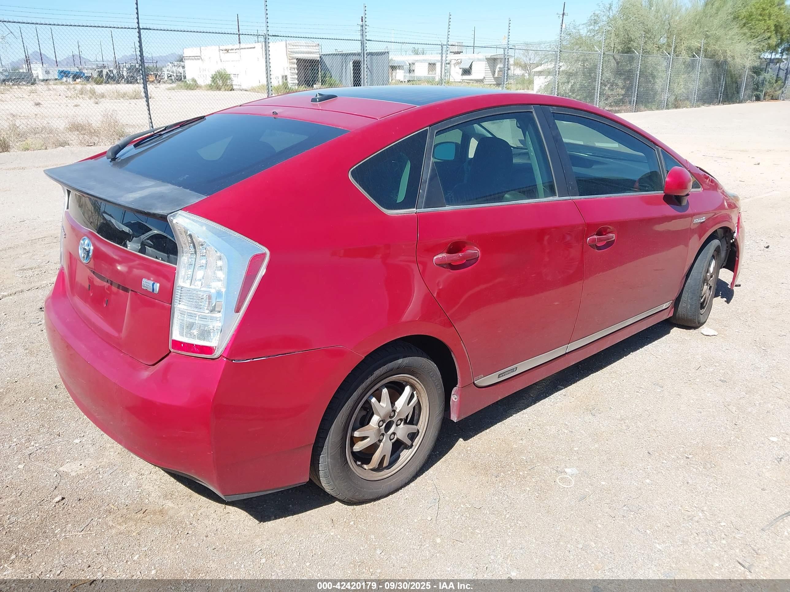 TOYOTA PRIUS image 4