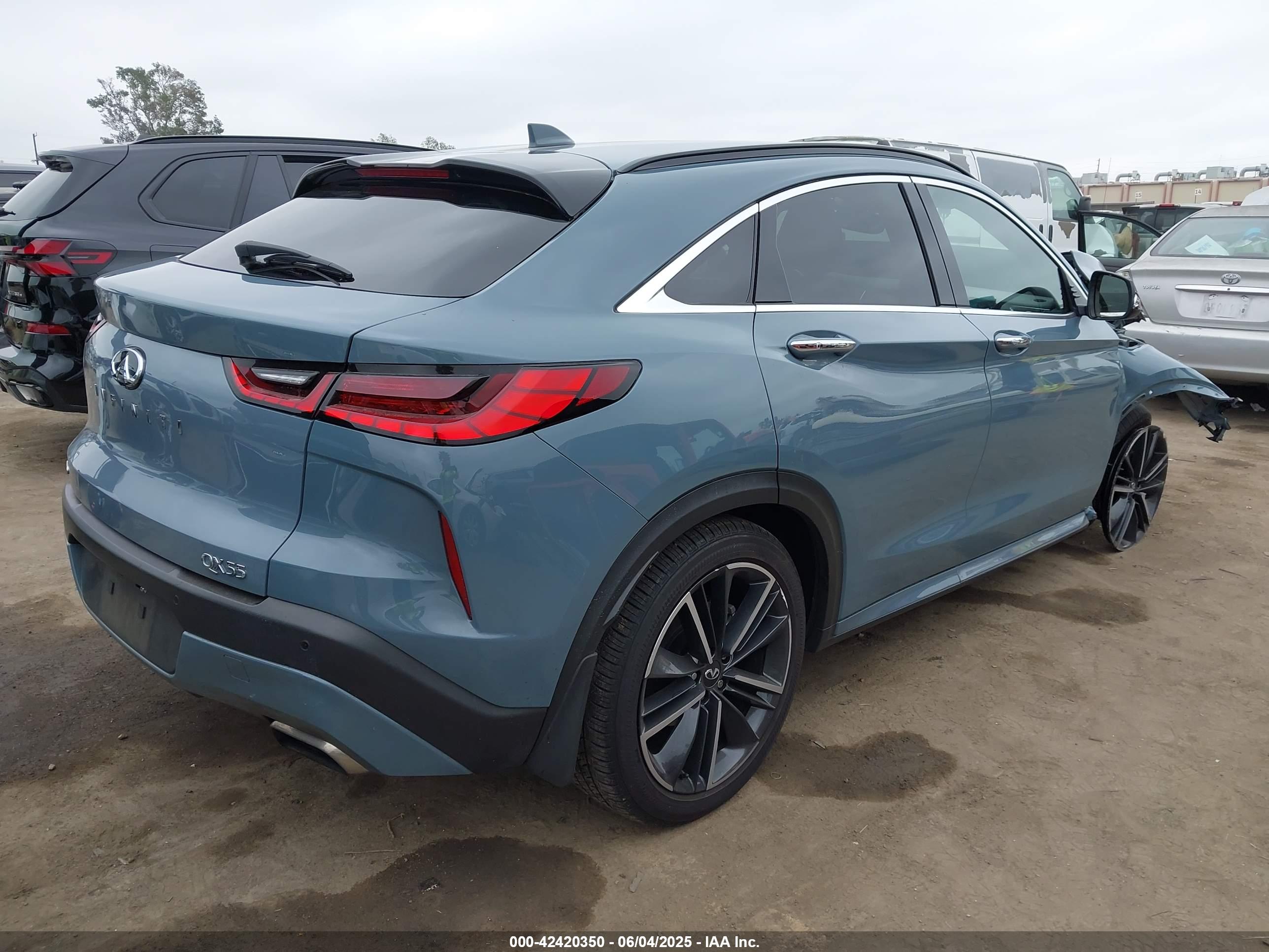 INFINITI QX55 image 4