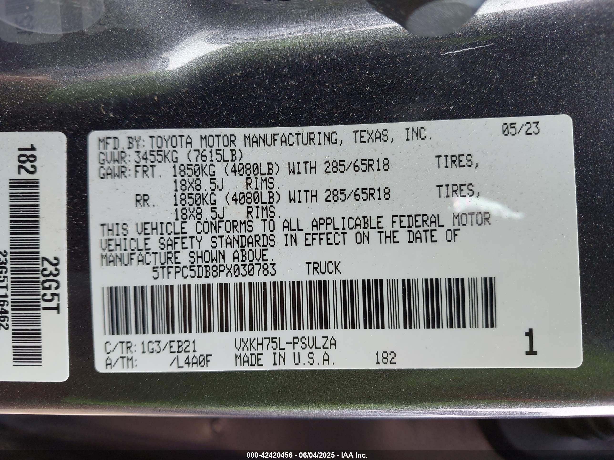TOYOTA TUNDRA image 9