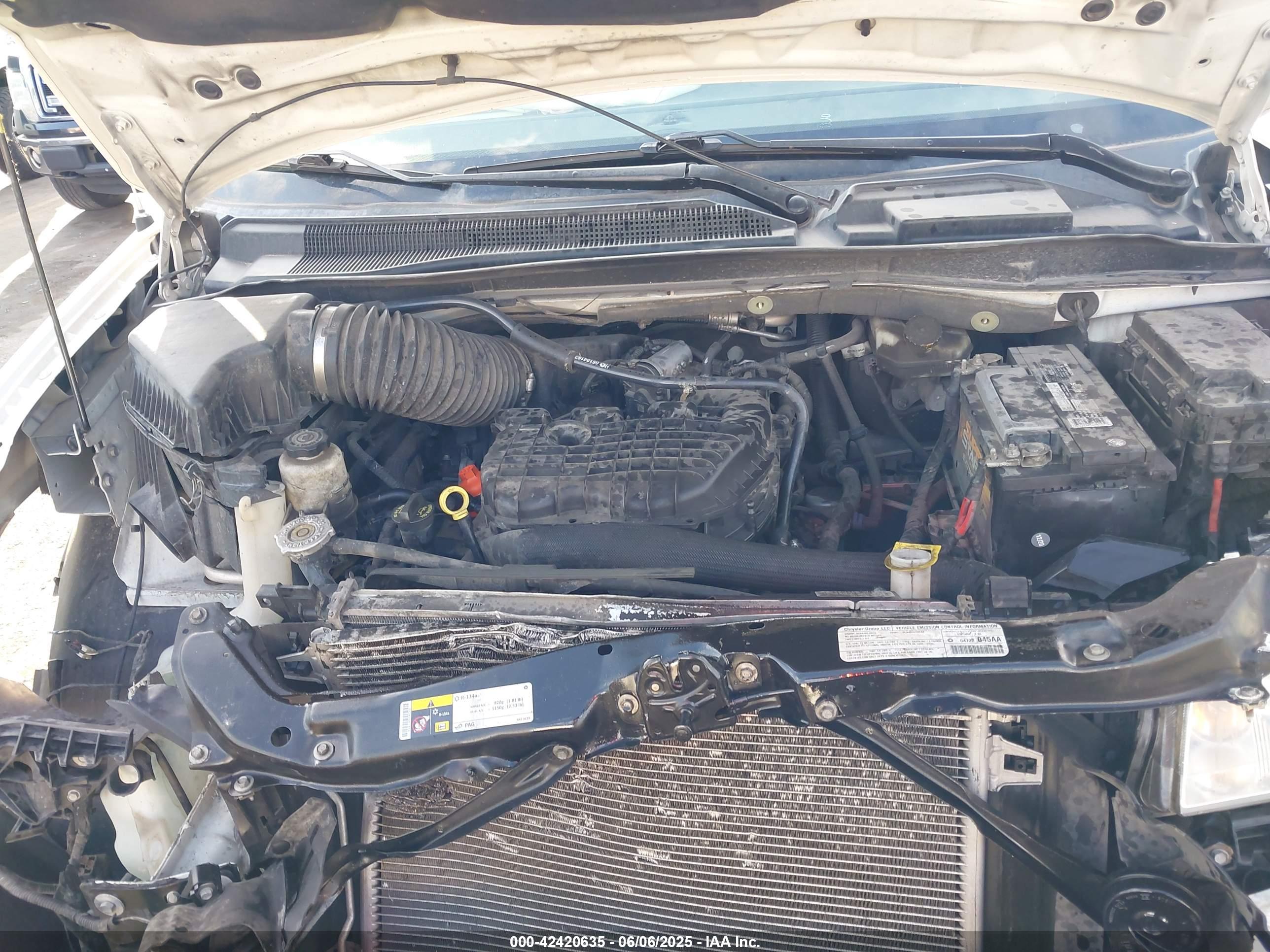CHRYSLER TOWN image 10