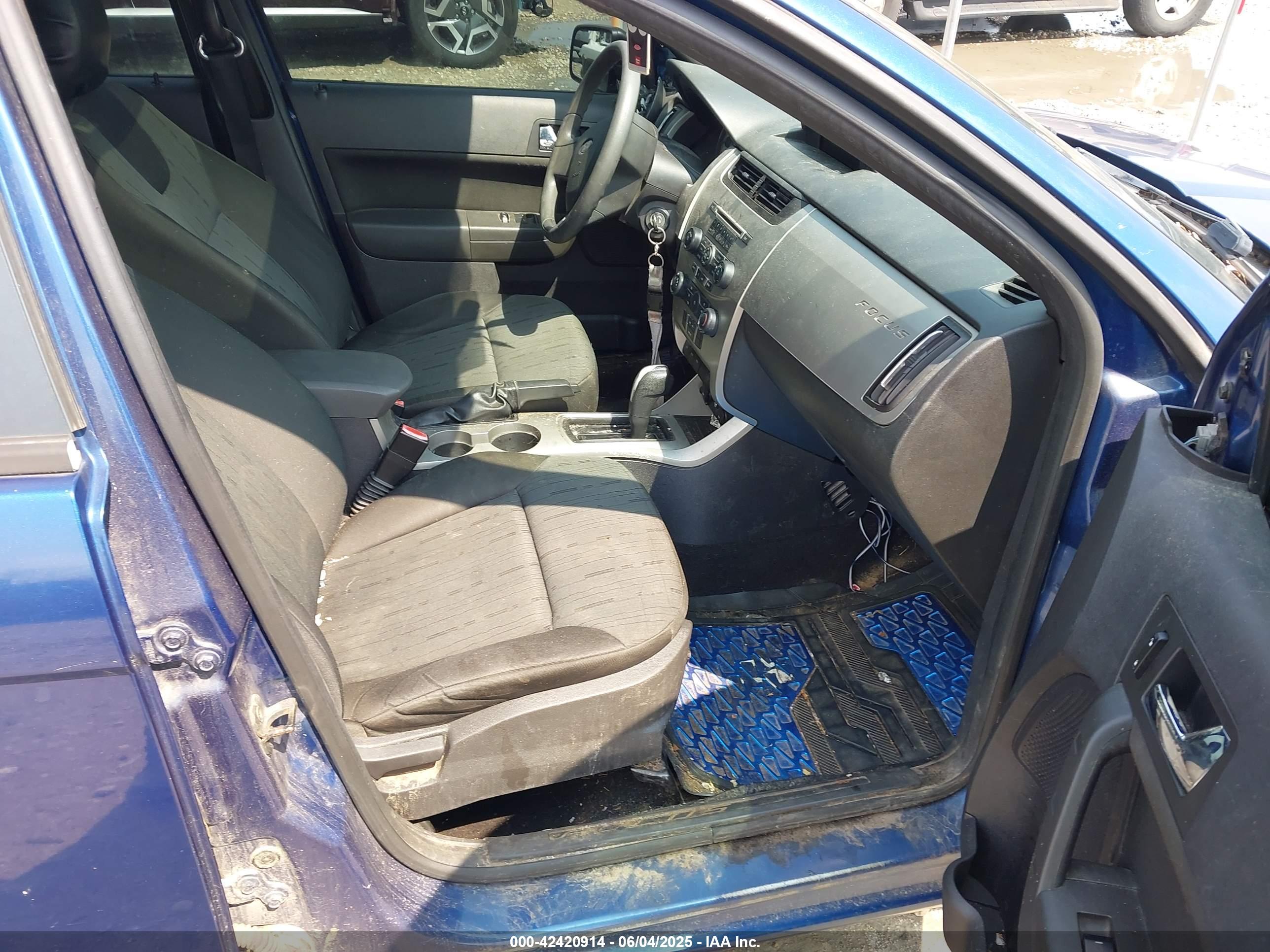 FORD FOCUS image 5