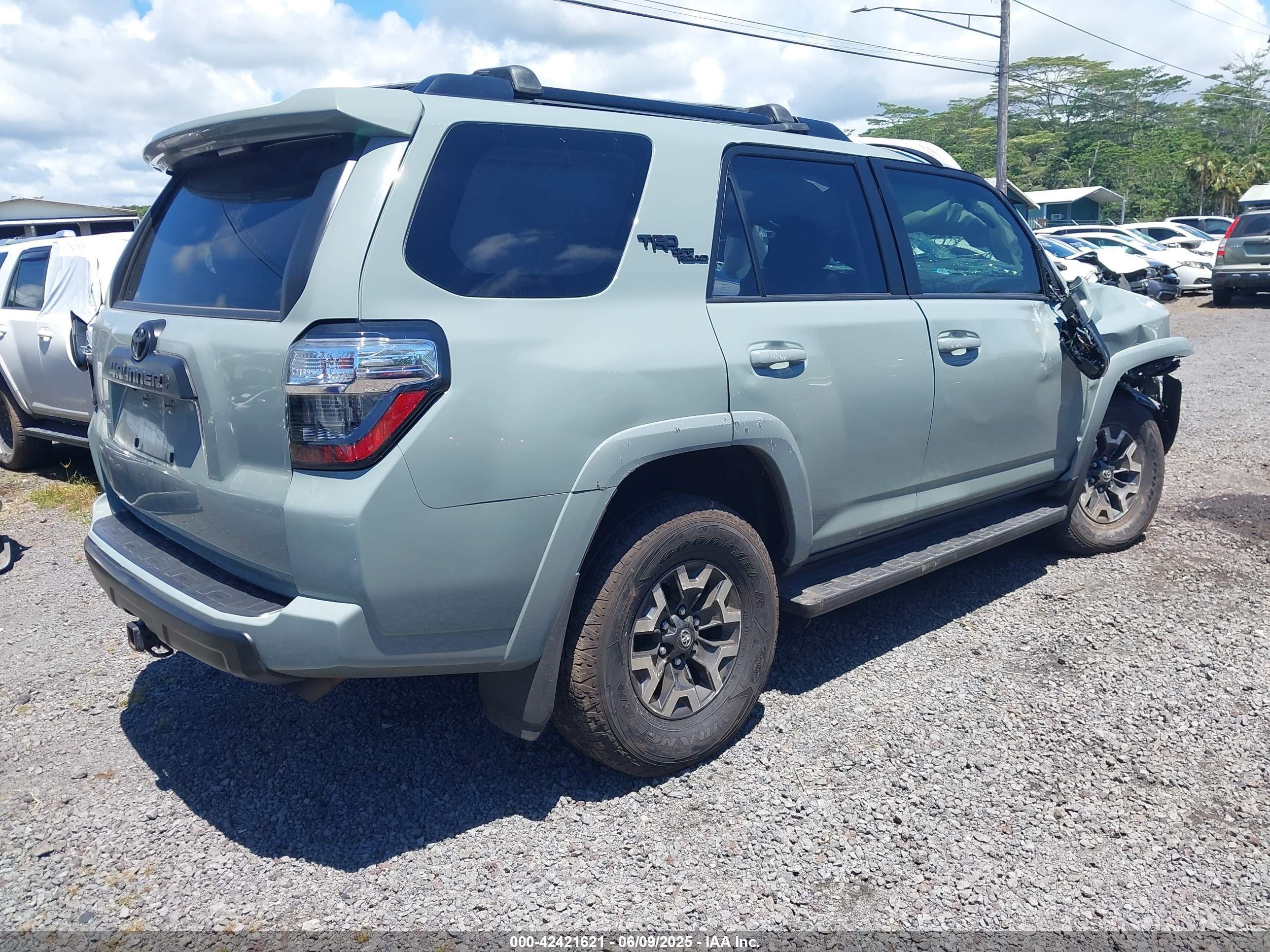 TOYOTA 4RUNNER image 4