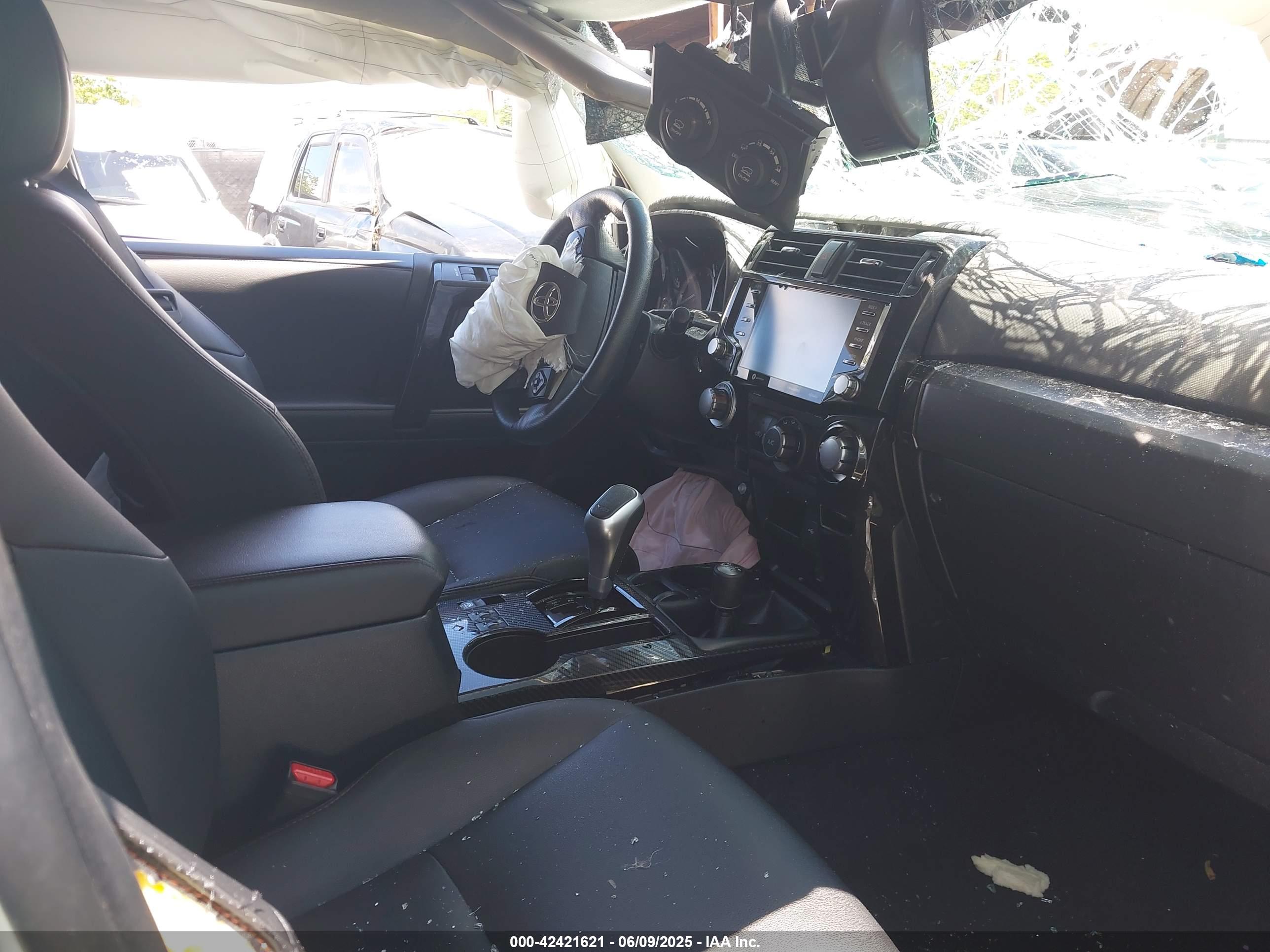 TOYOTA 4RUNNER image 5