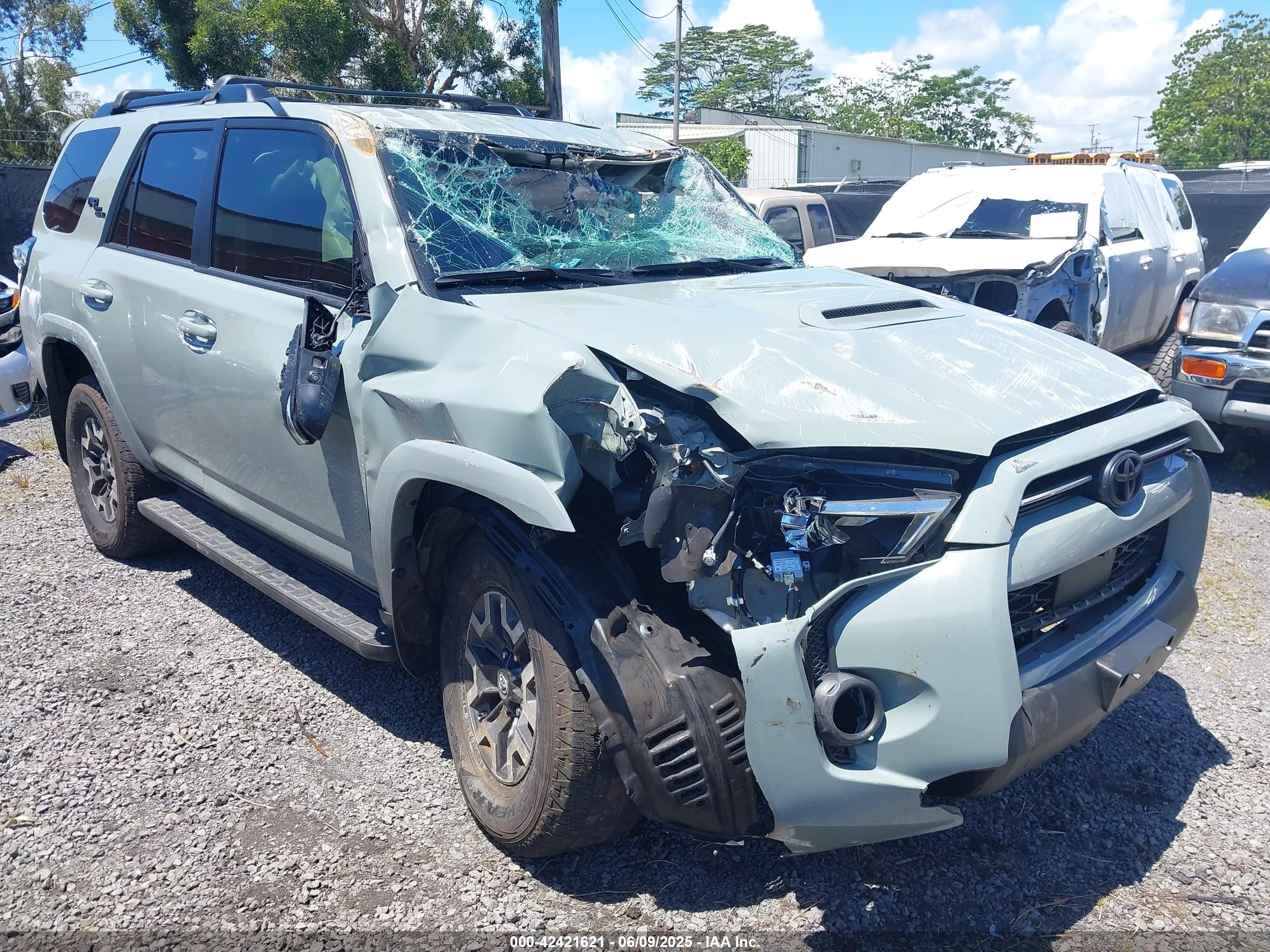 TOYOTA 4RUNNER image 6