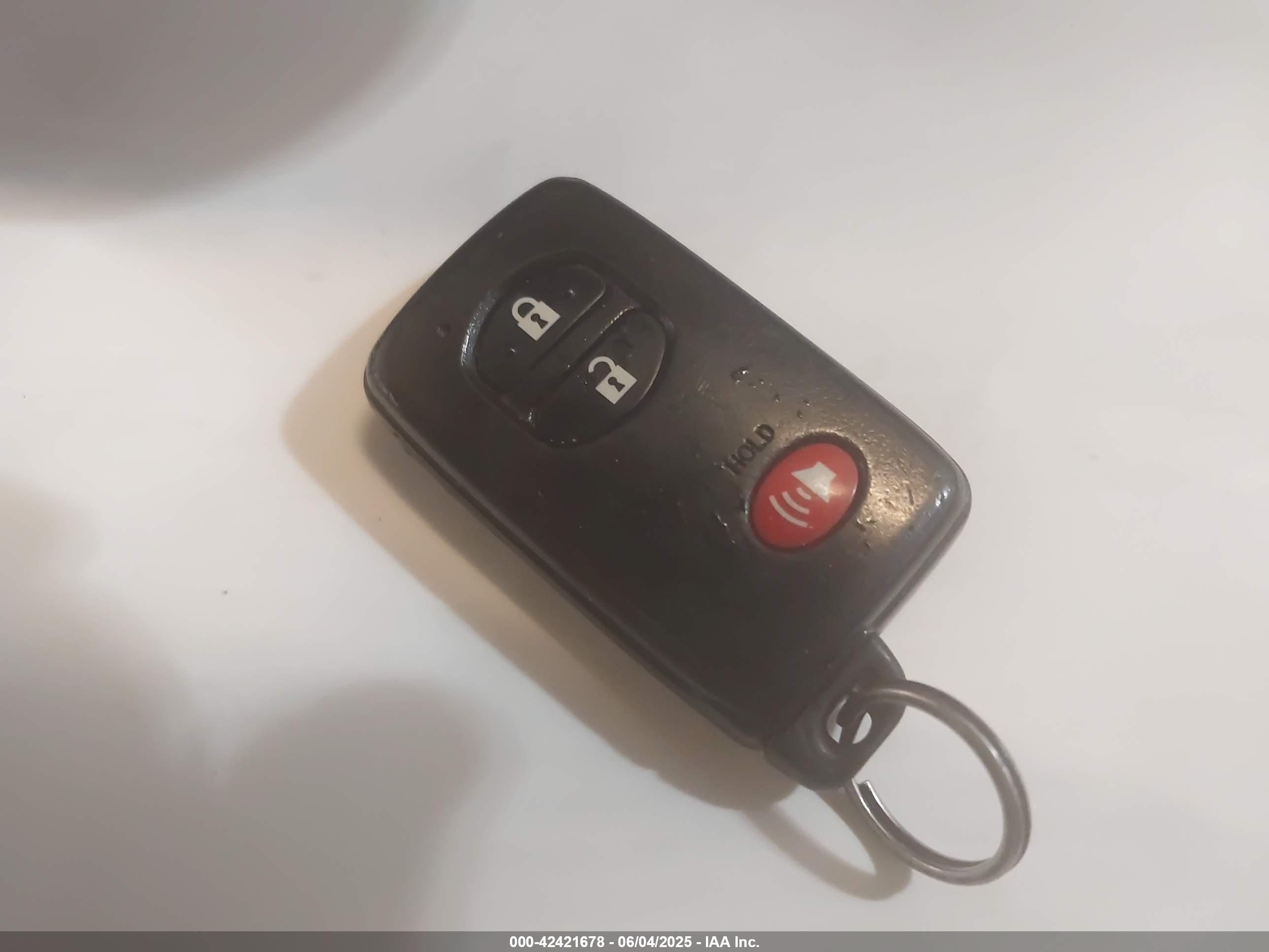 TOYOTA PRIUS image 11