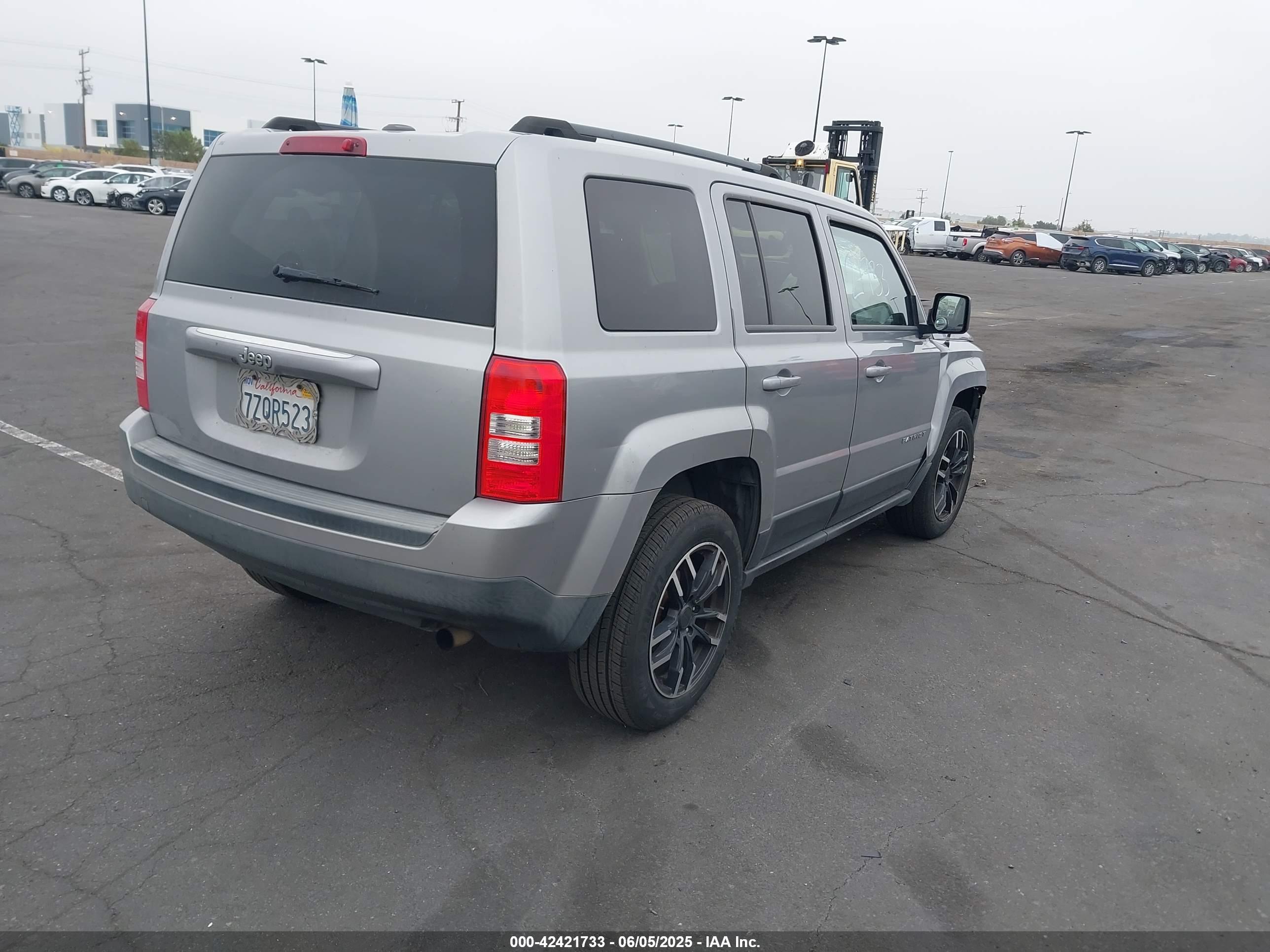 JEEP PATRIOT image 4