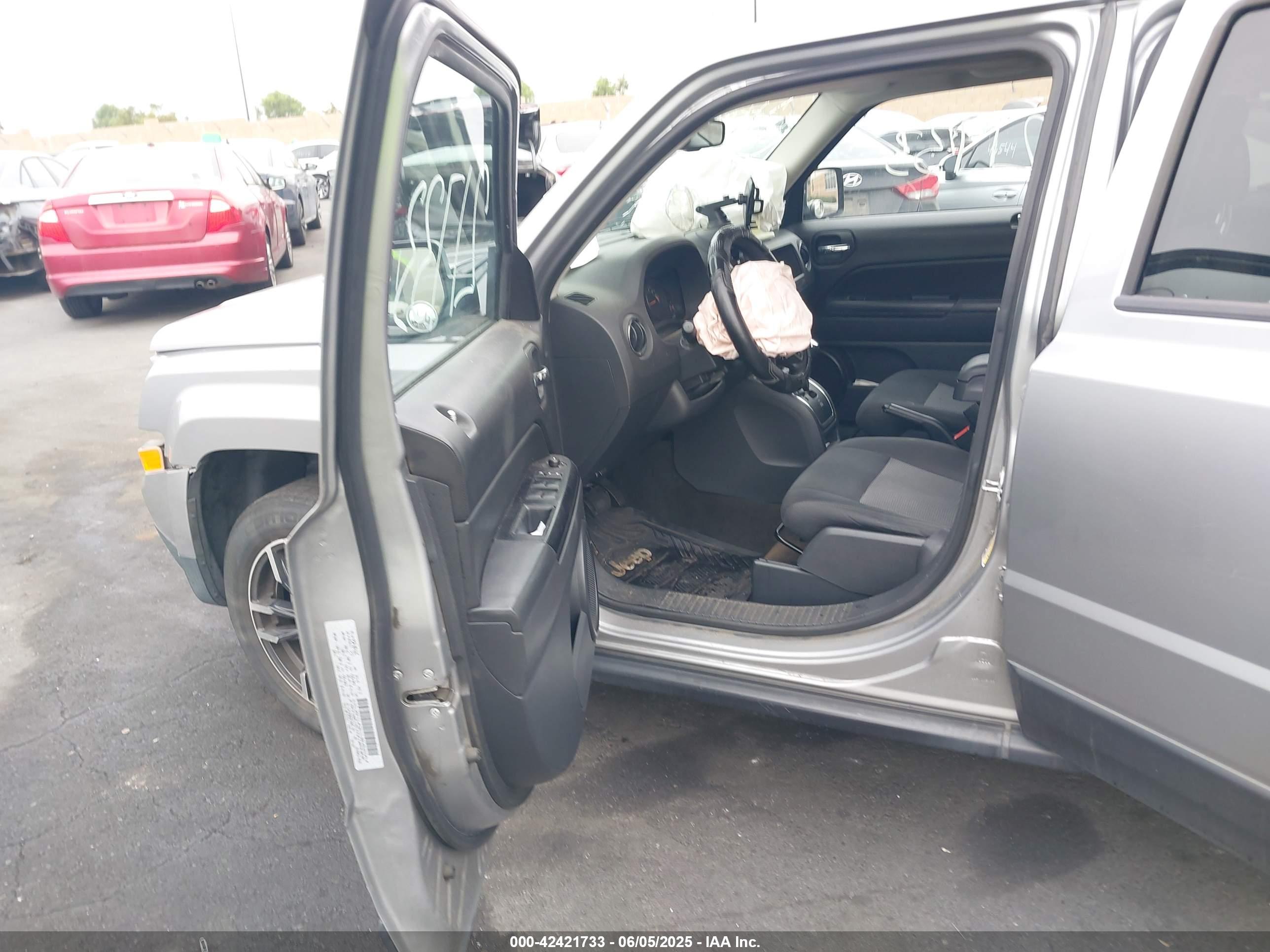 JEEP PATRIOT image 5