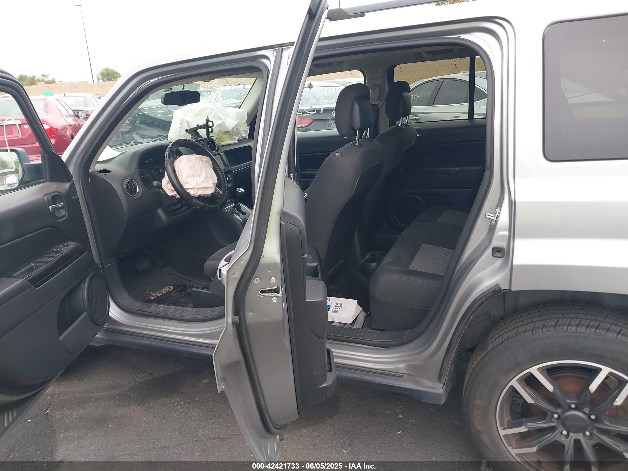 JEEP PATRIOT image 8