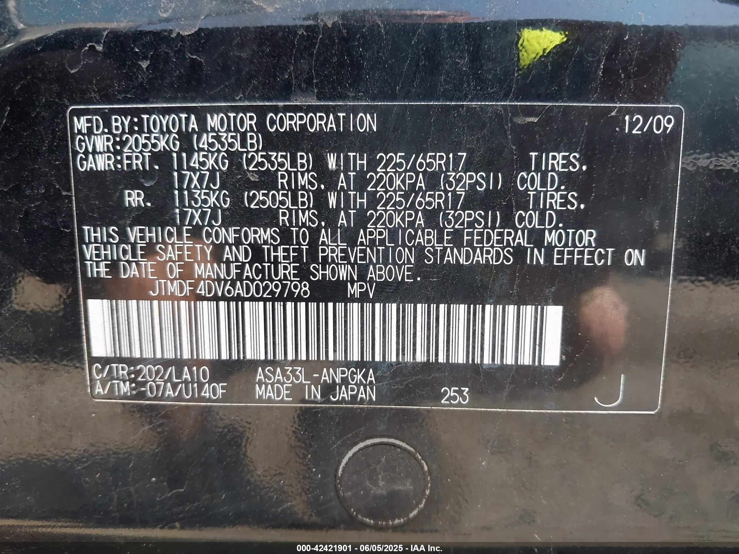 TOYOTA RAV4 image 9