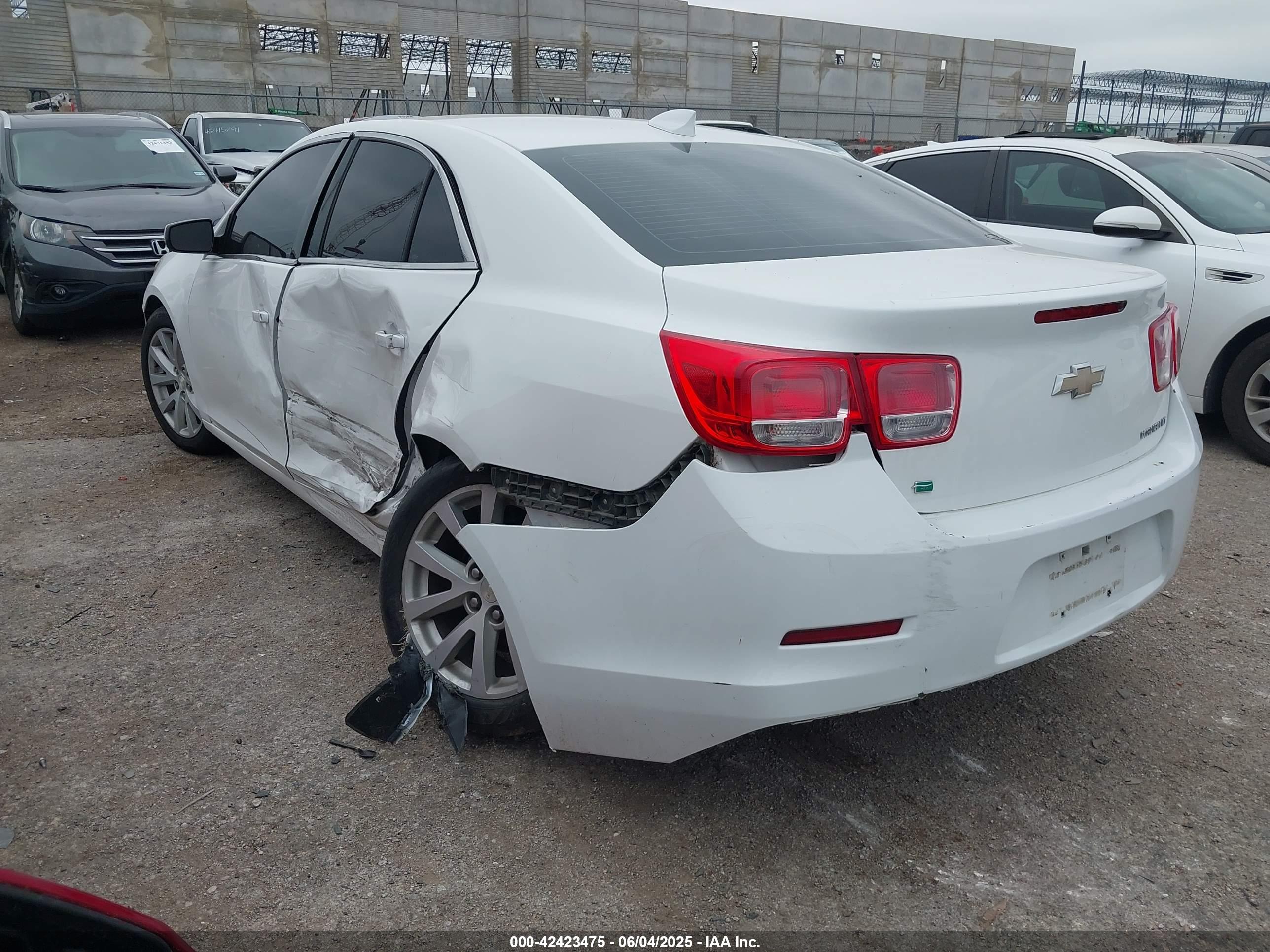 CHEVROLET MALIBU image 3