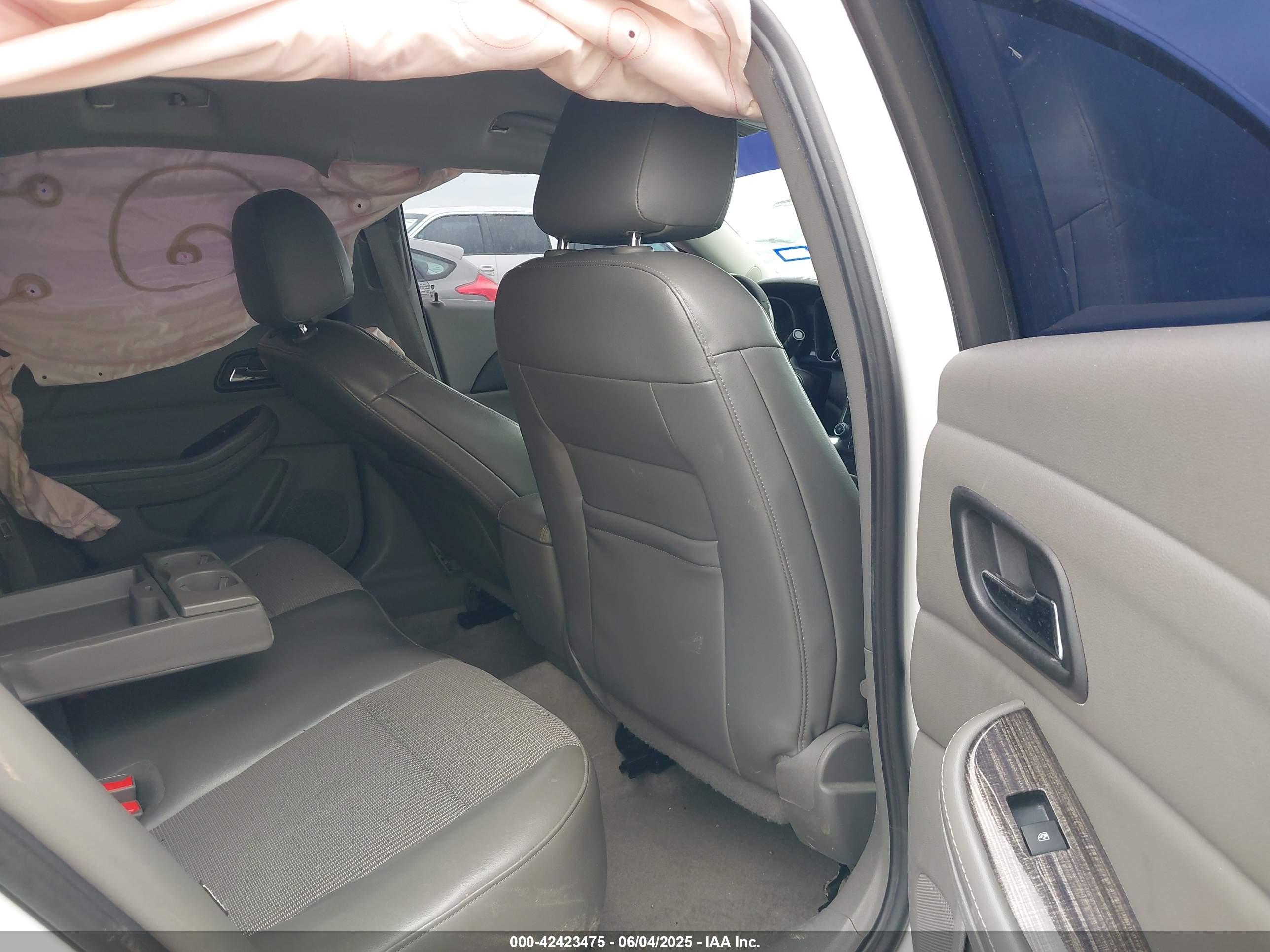 CHEVROLET MALIBU image 8