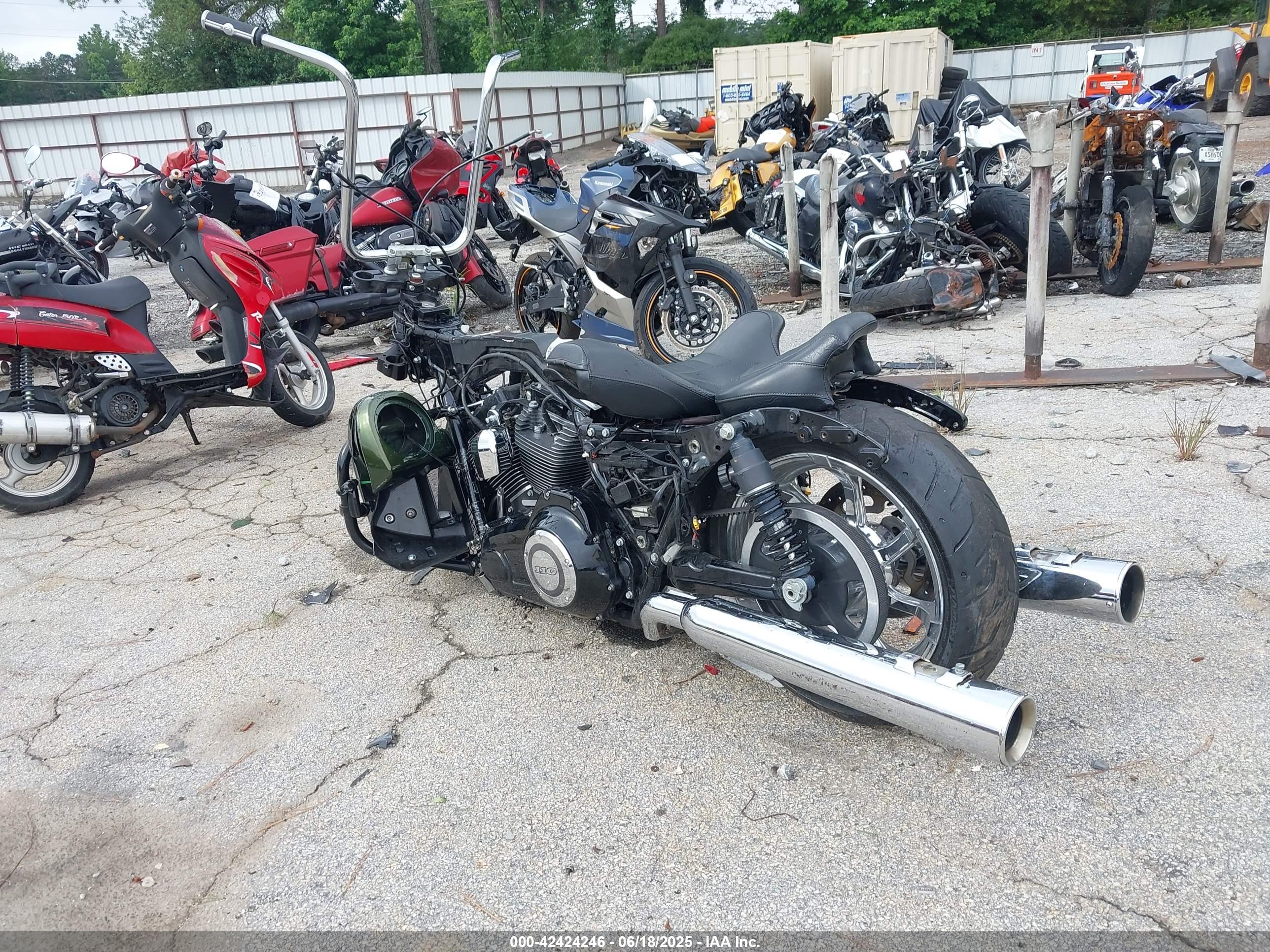 HARLEY-DAVIDSON FLHRSE4 image 3